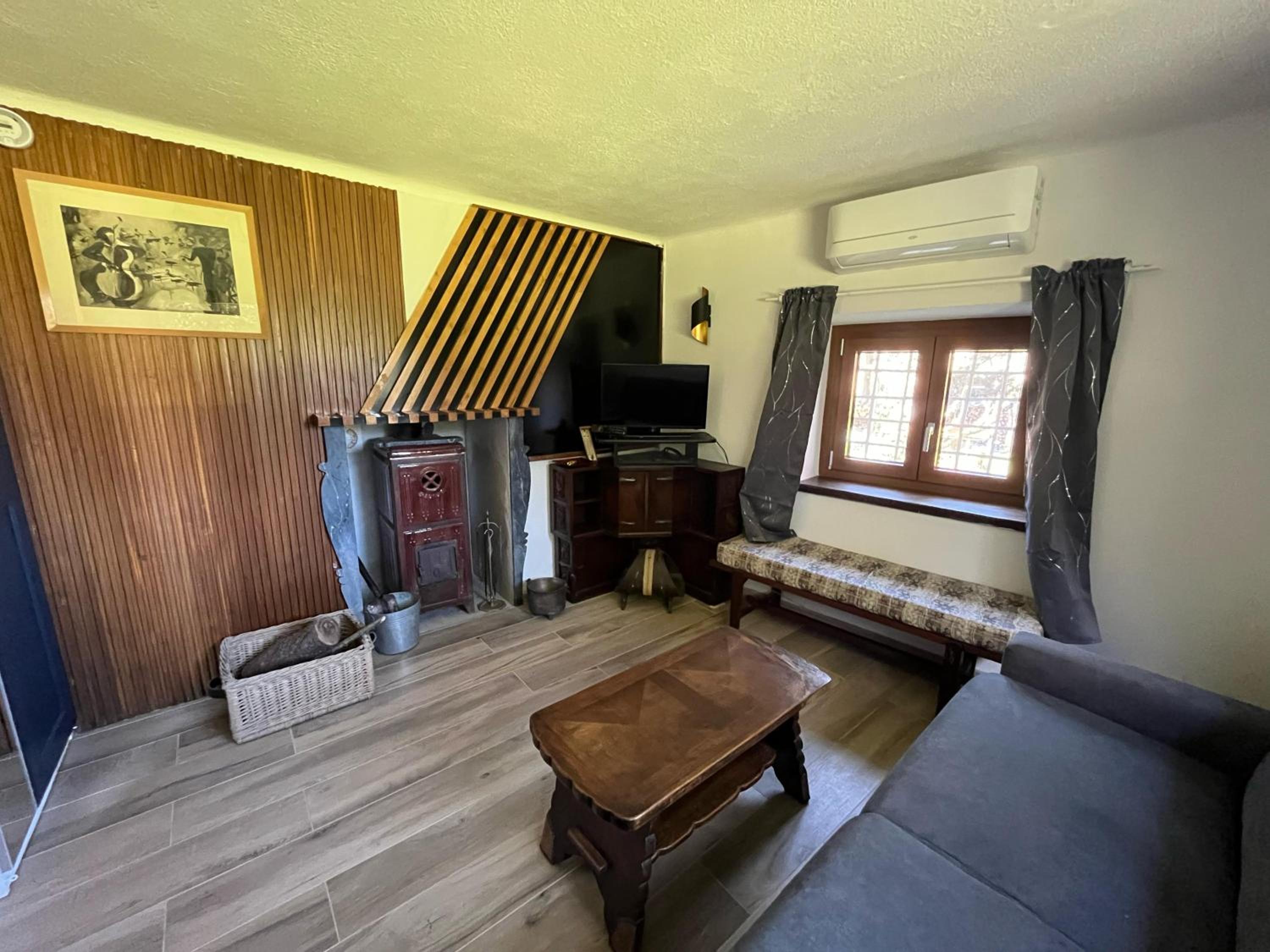 Two-Bedroom House photo 2