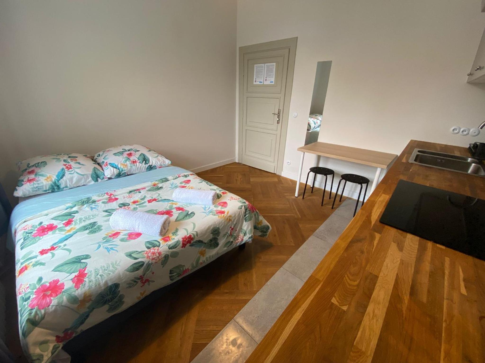 Large Double Room