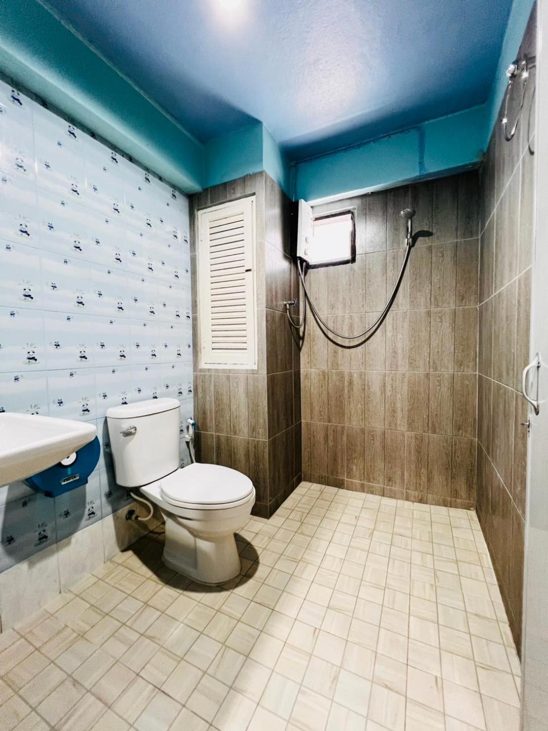 Standard Twin Room photo 2