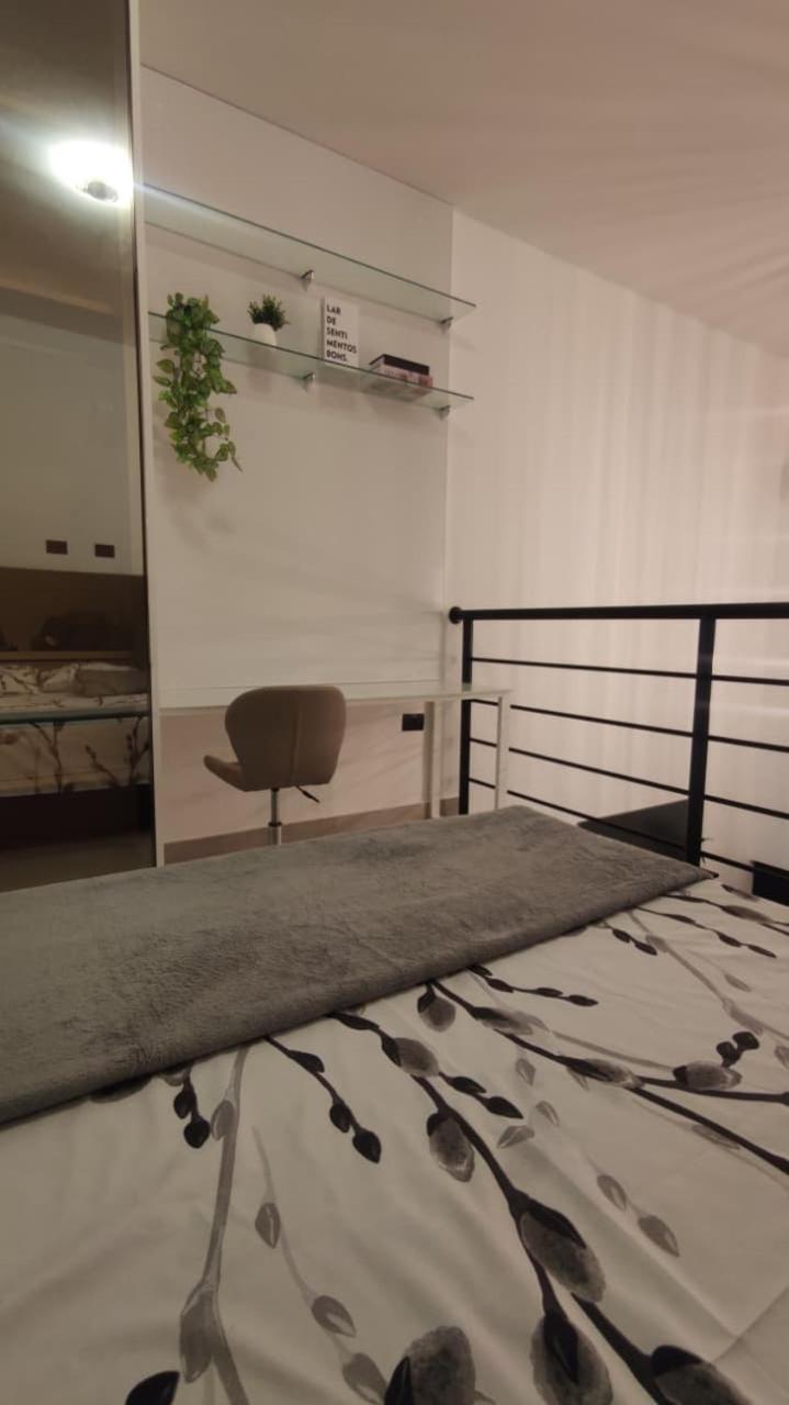 One-Bedroom Apartment photo 3