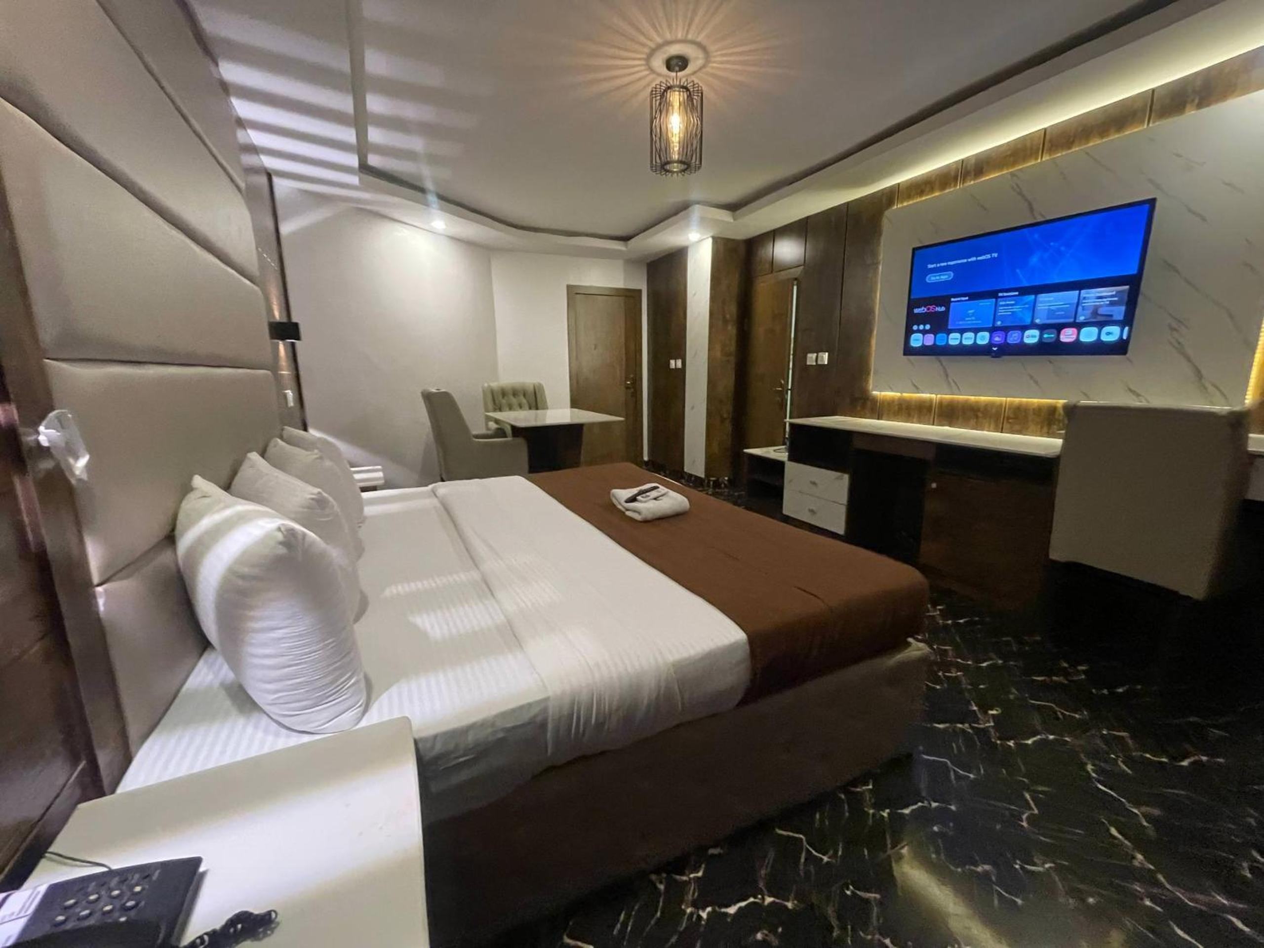 King Room