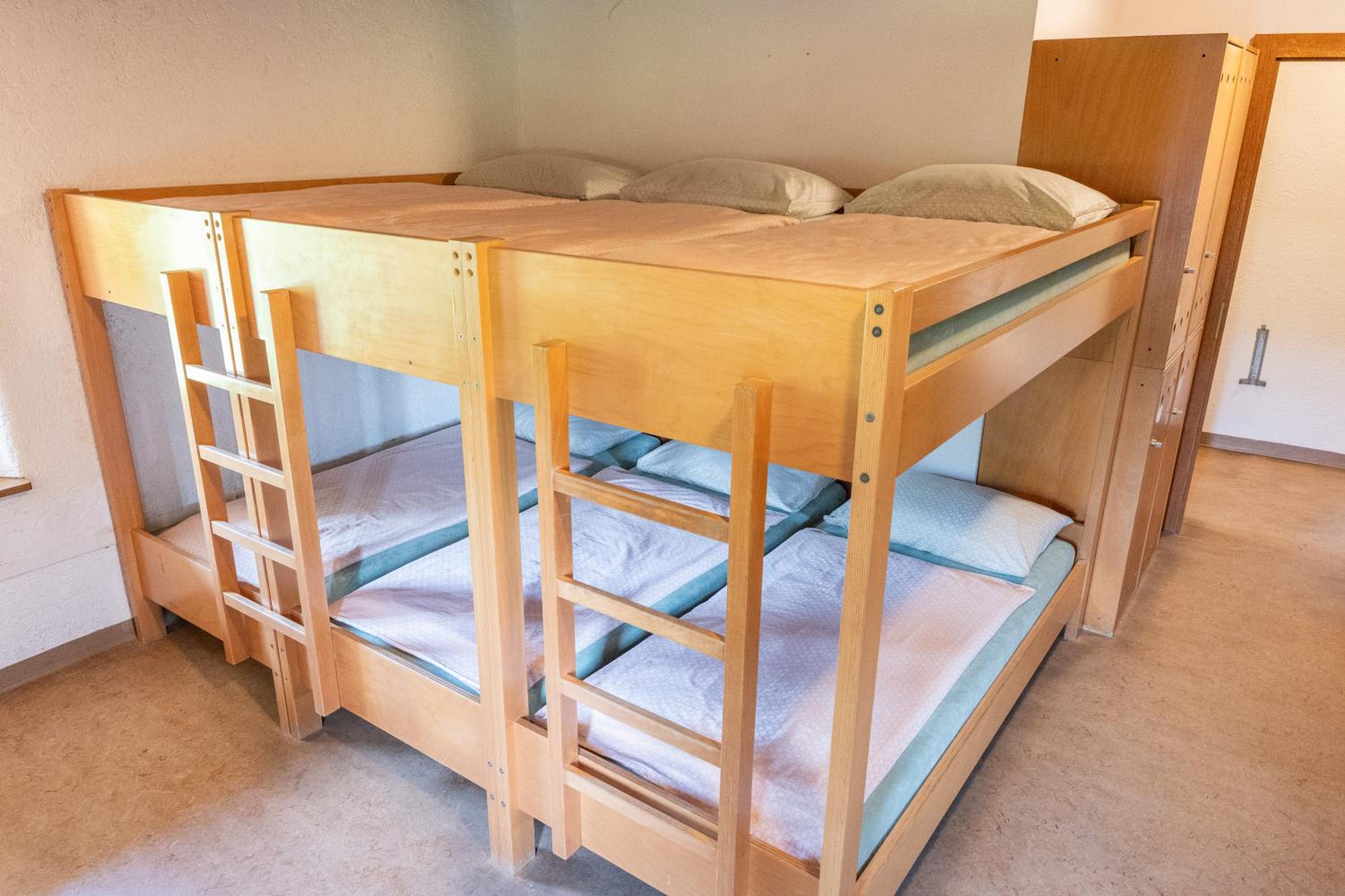 Single Bed in Mixed Dormitory Room photo 3