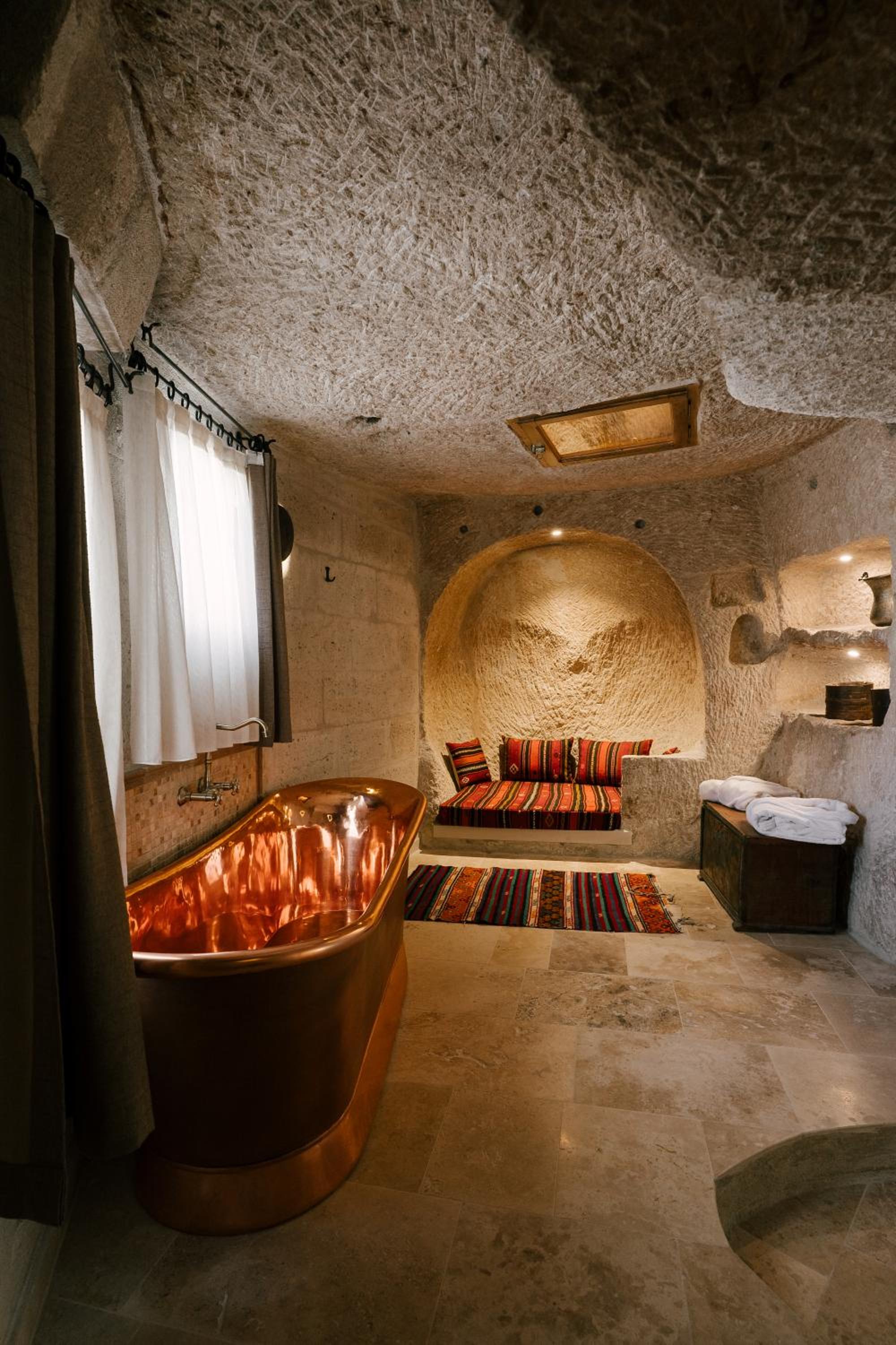 Suite with Terrace - Photo 3