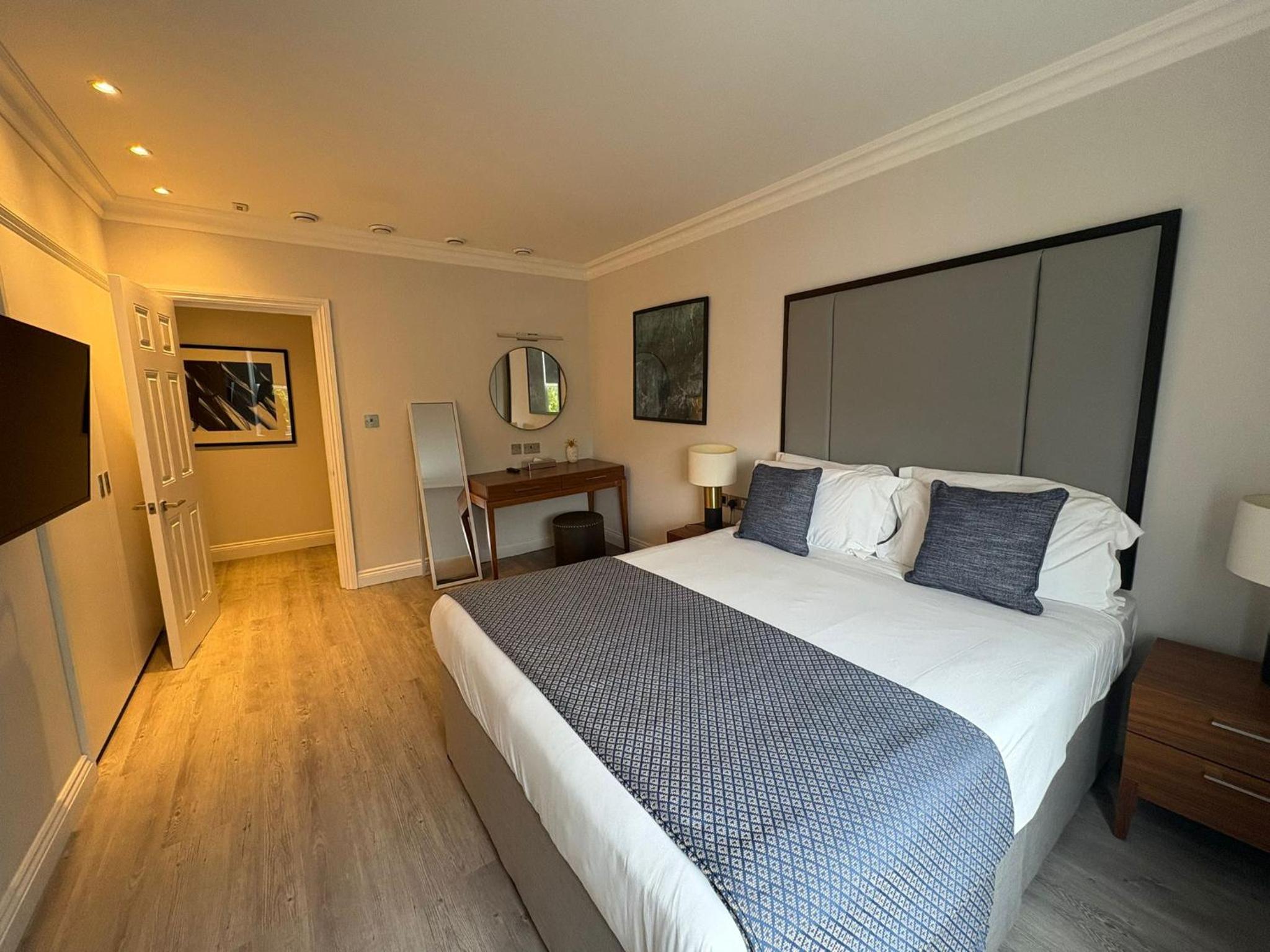 Two-Bedroom Family Apartment - Annex photo 2