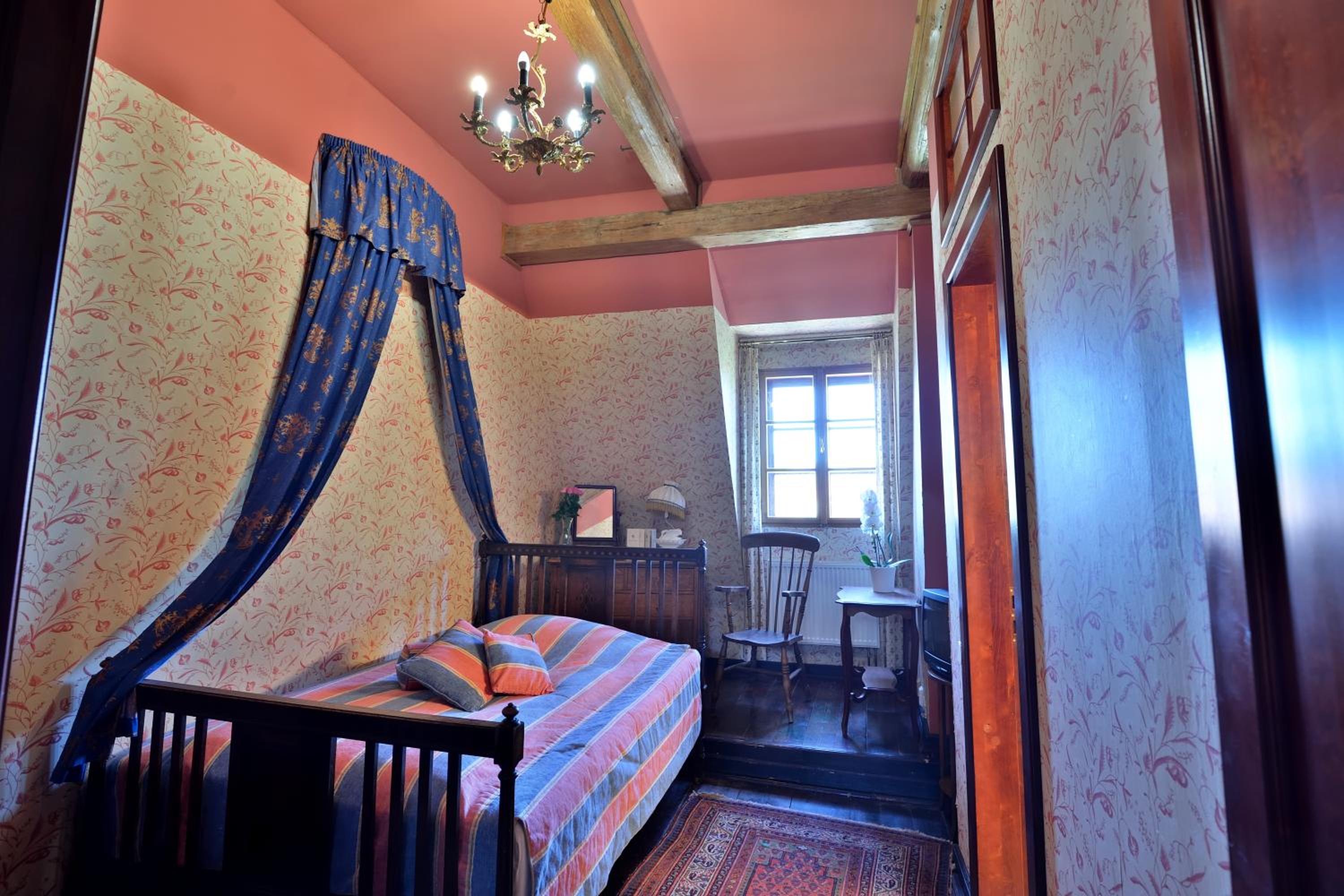 Deluxe Single Room