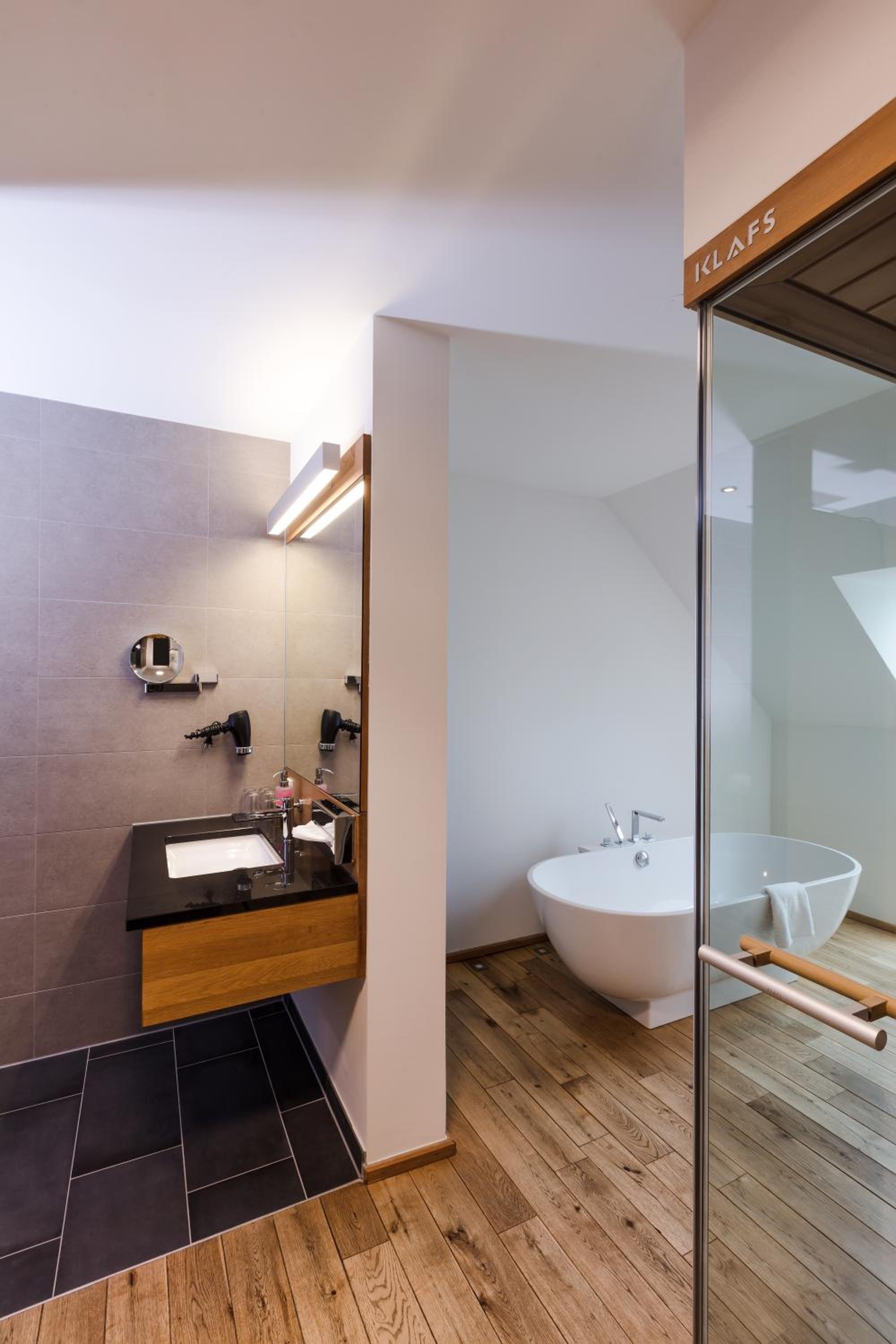 Suite with Sauna photo 2