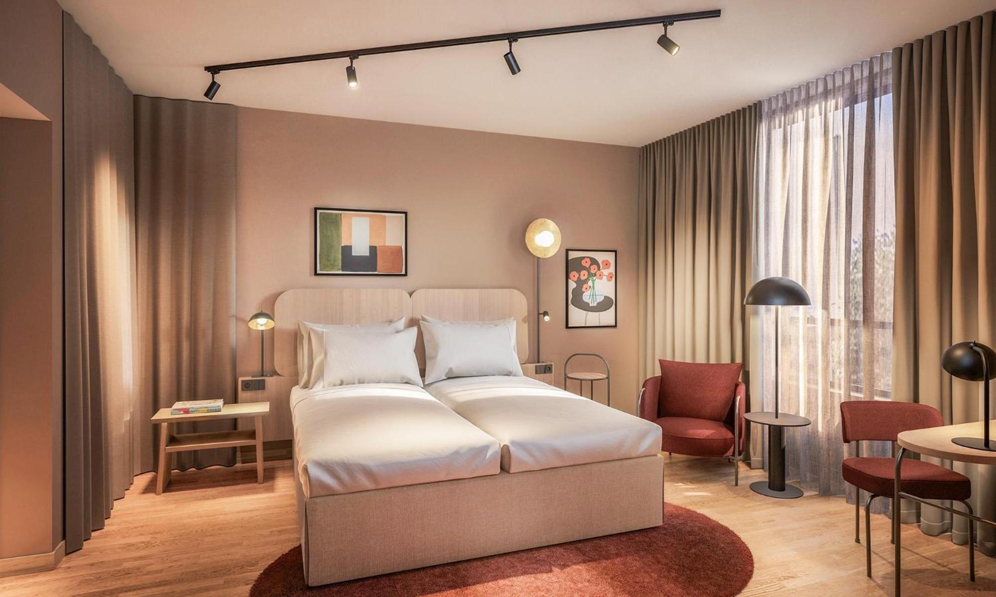 Junior Suite with Balcony photo 1