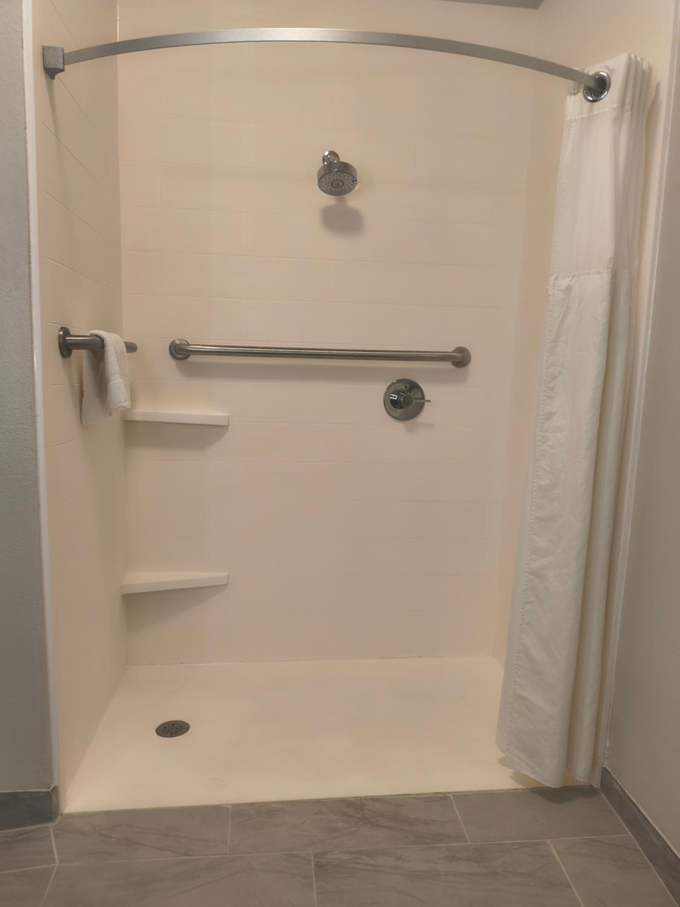 King Studio Suite - Mobility Access with Roll-in Shower