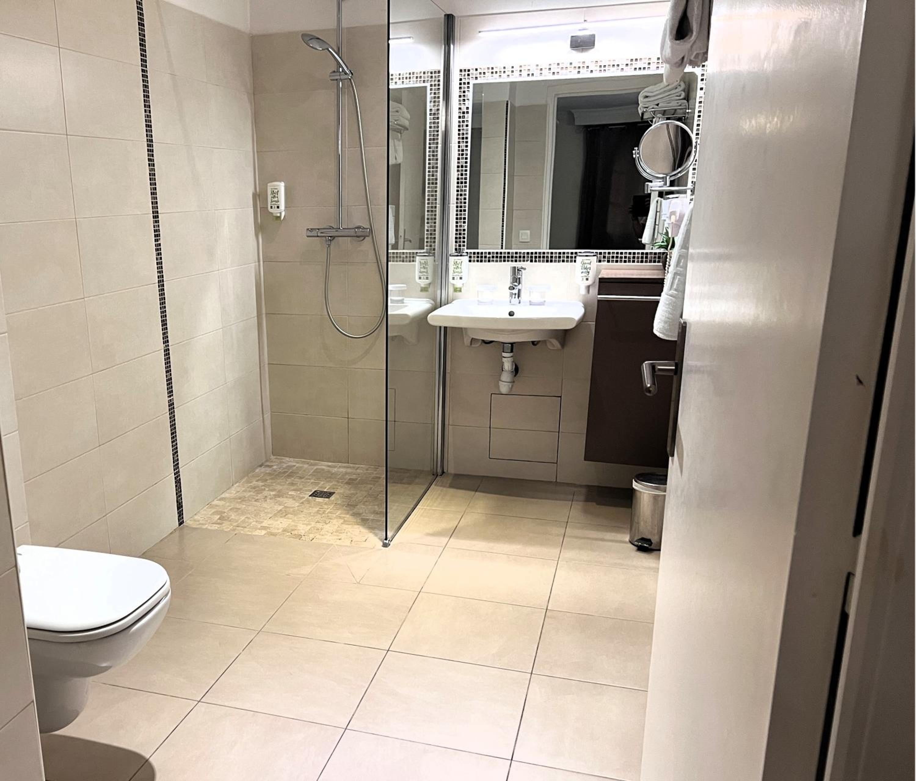 Medium Comfort Double Room - Photo 5