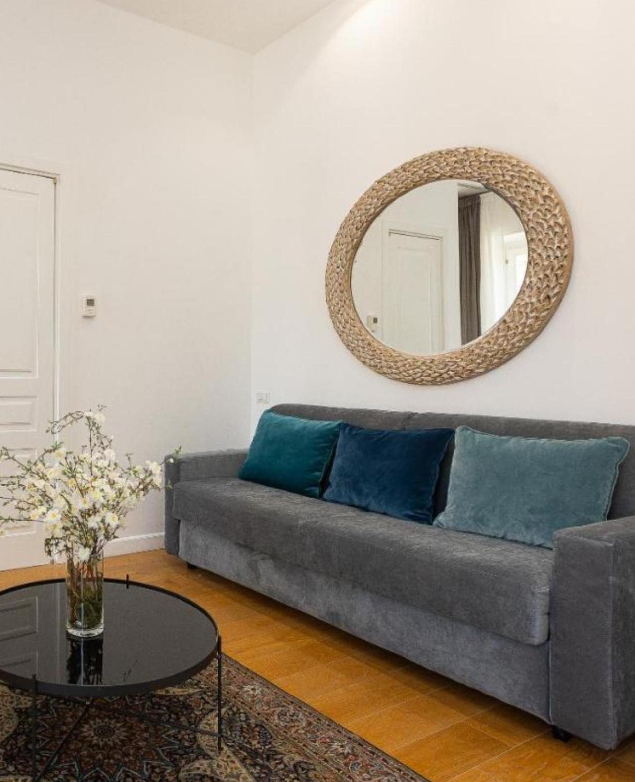 Apartment with Terrace photo 2