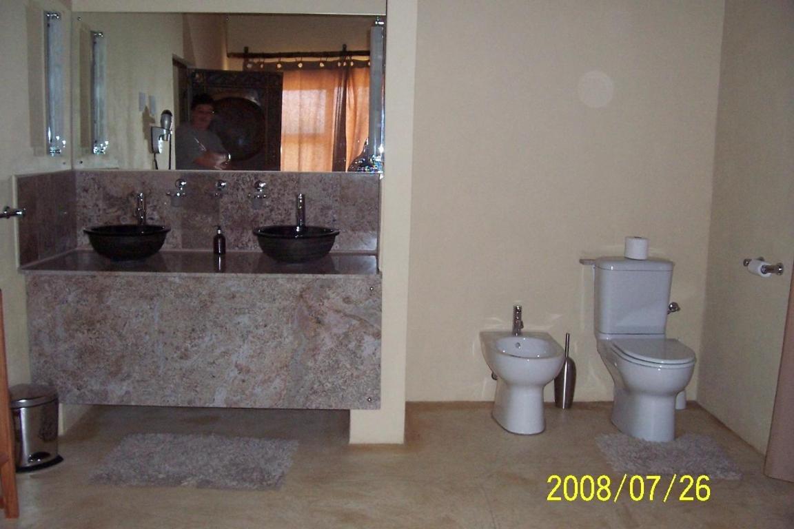 Chalet (2 Adults) - Photo 4