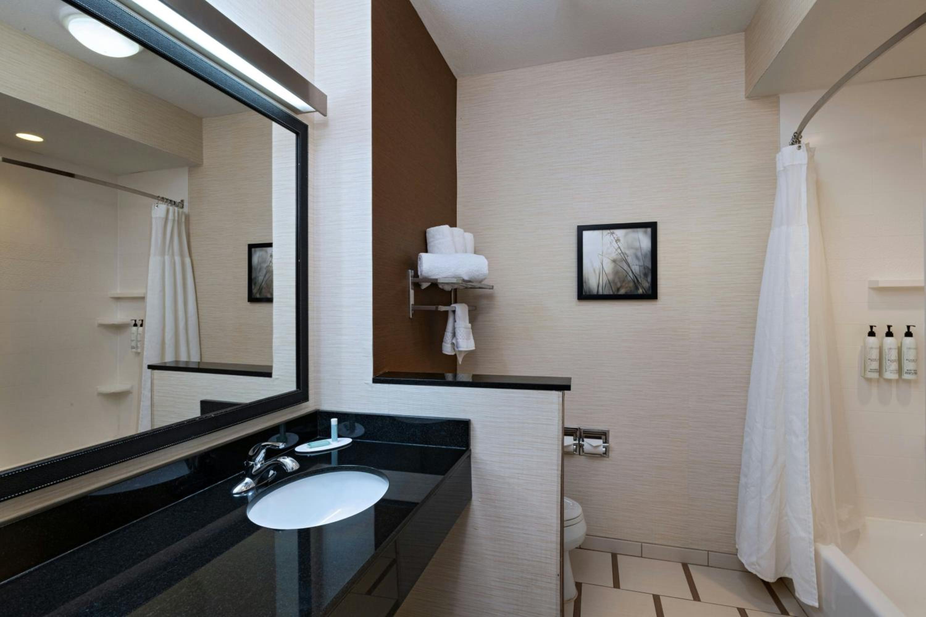 Large Queen Room with Two Queen Beds with Sofa Bed and Adapted Tub - Mobility and Hearing Accessible