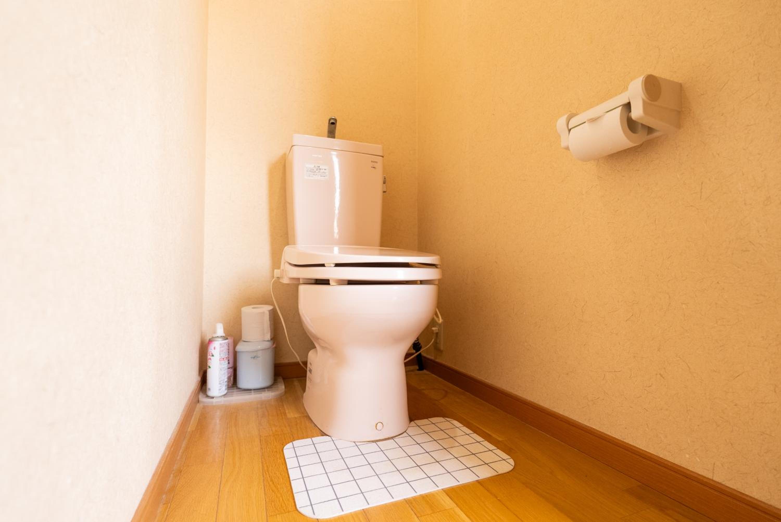 Japanese-Style Room