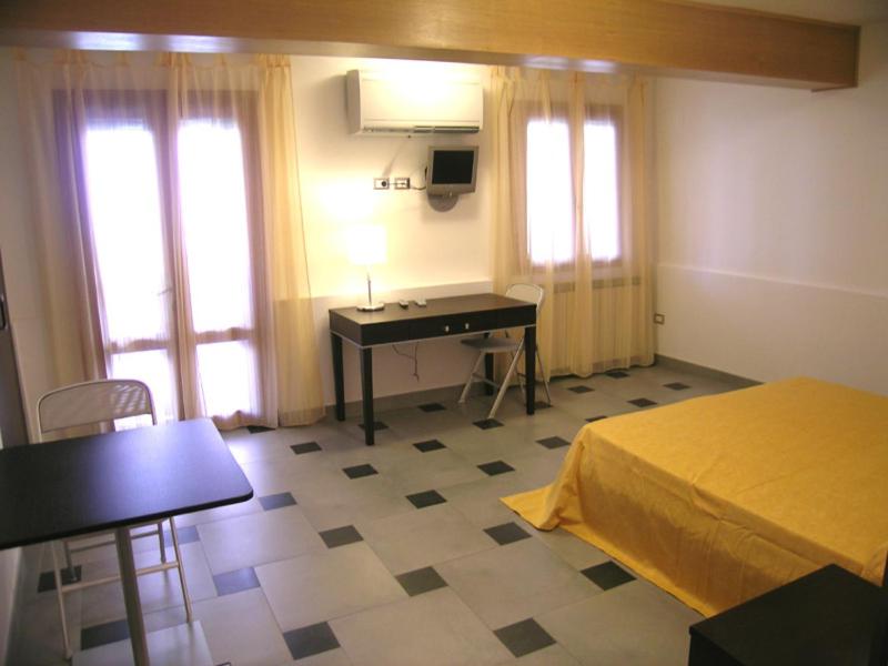 Superior Double or Twin Room with Terrace photo 2