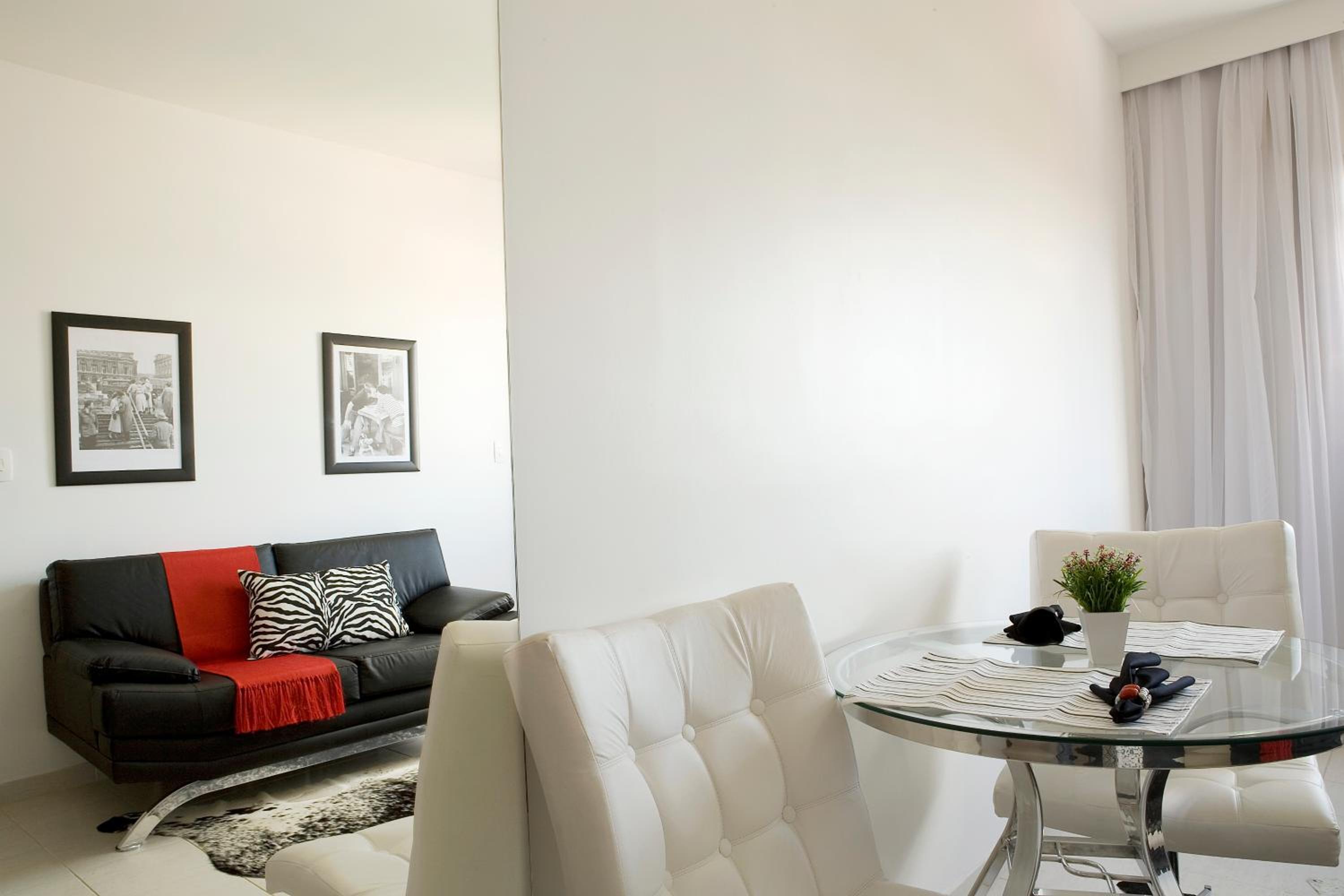 Super Deluxe Apartment photo 3