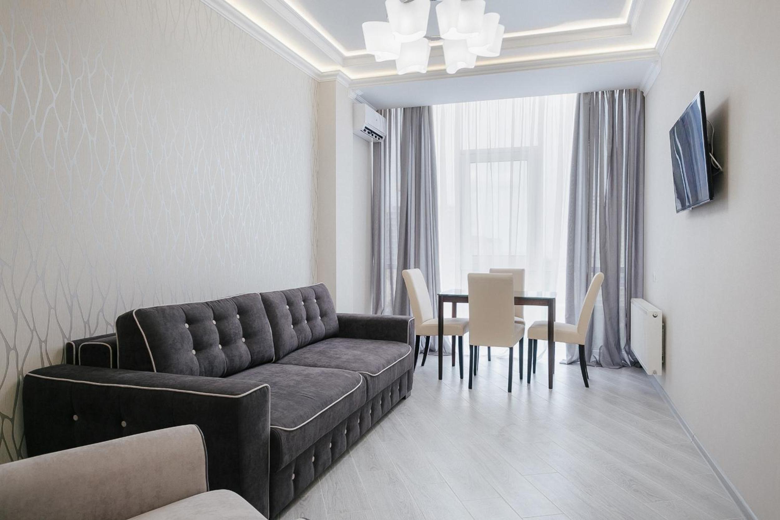 One-Bedroom Apartment with Sea View photo 1