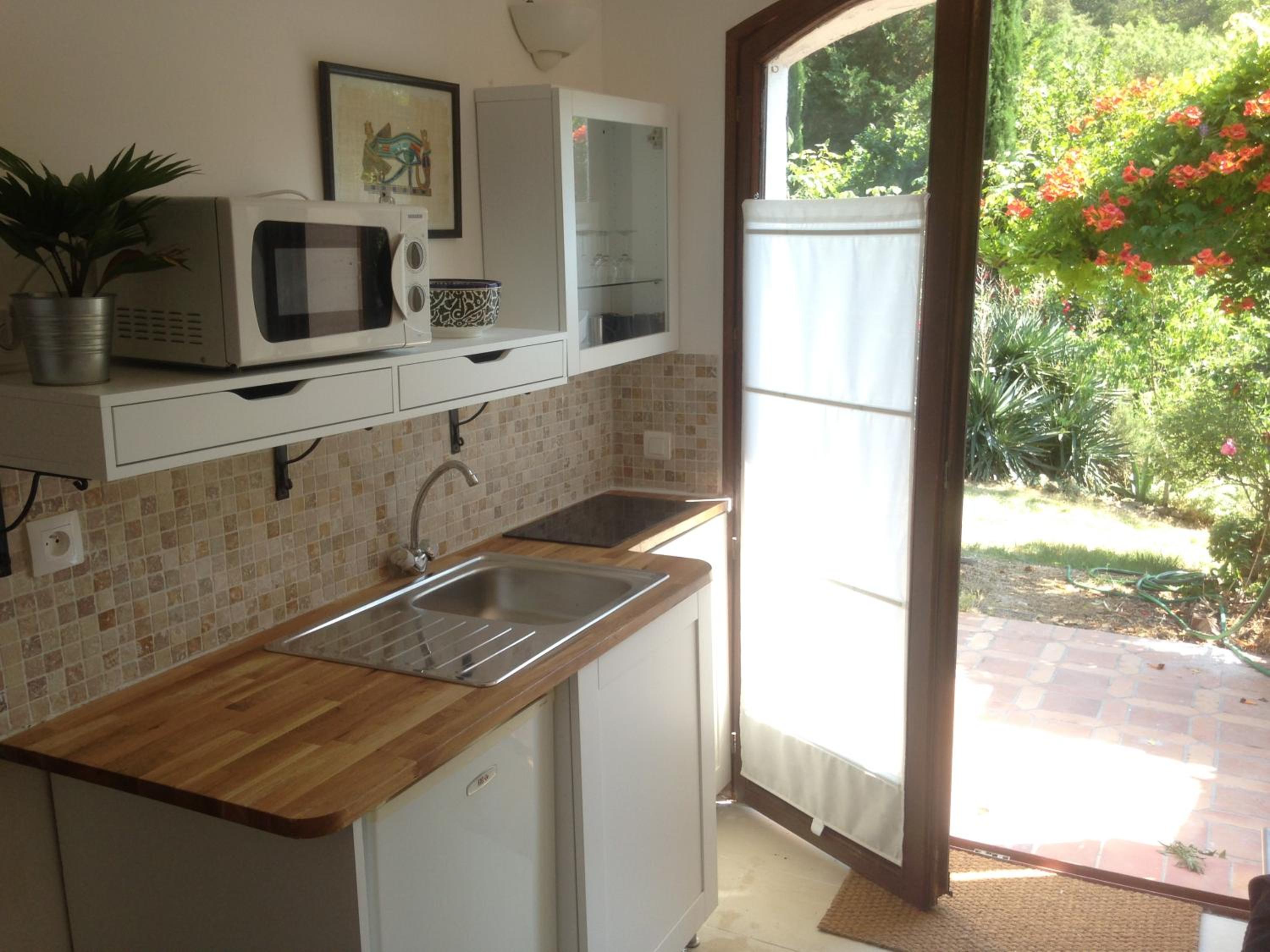 Four-Bedroom House photo 1