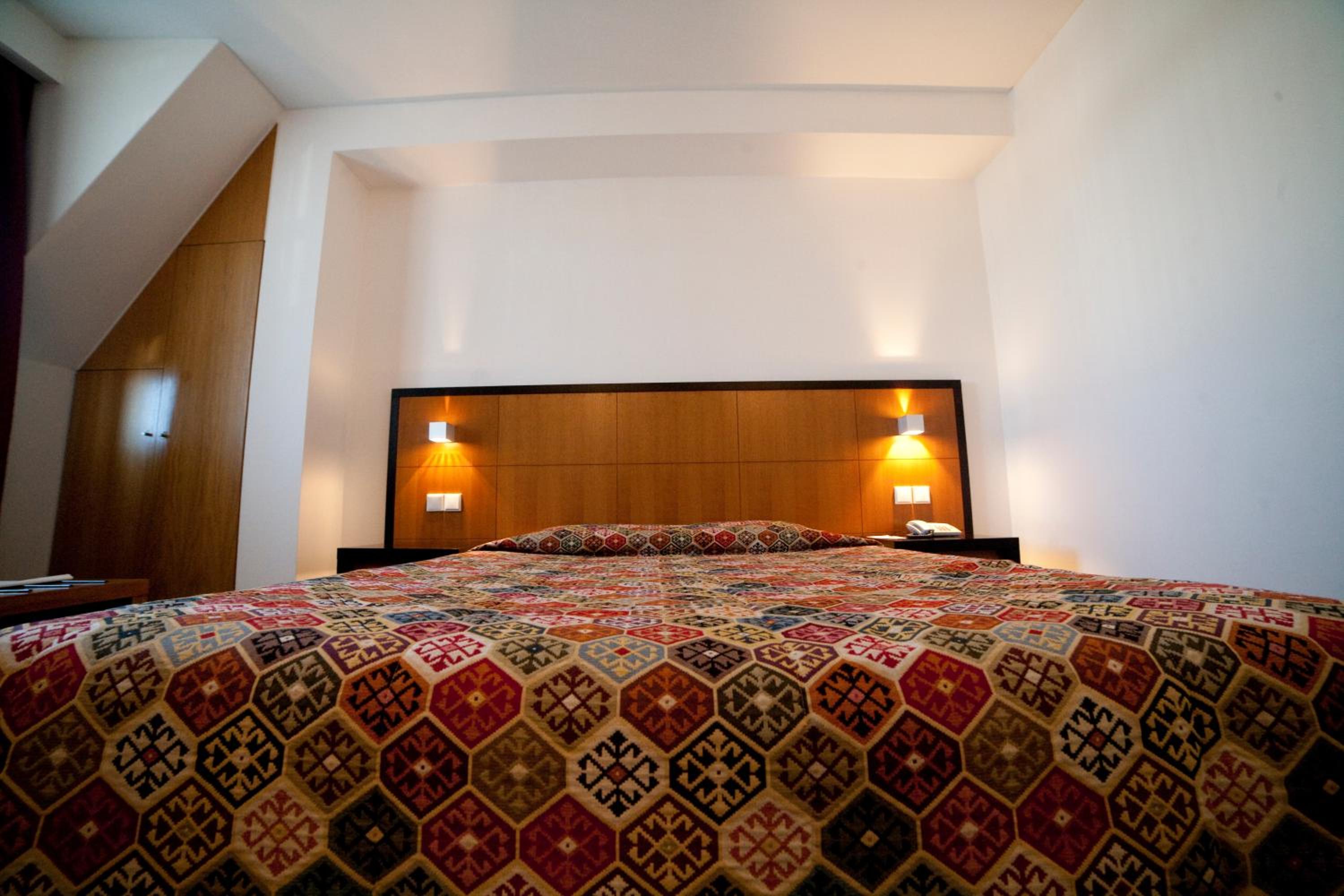 Double Room - Photo 3