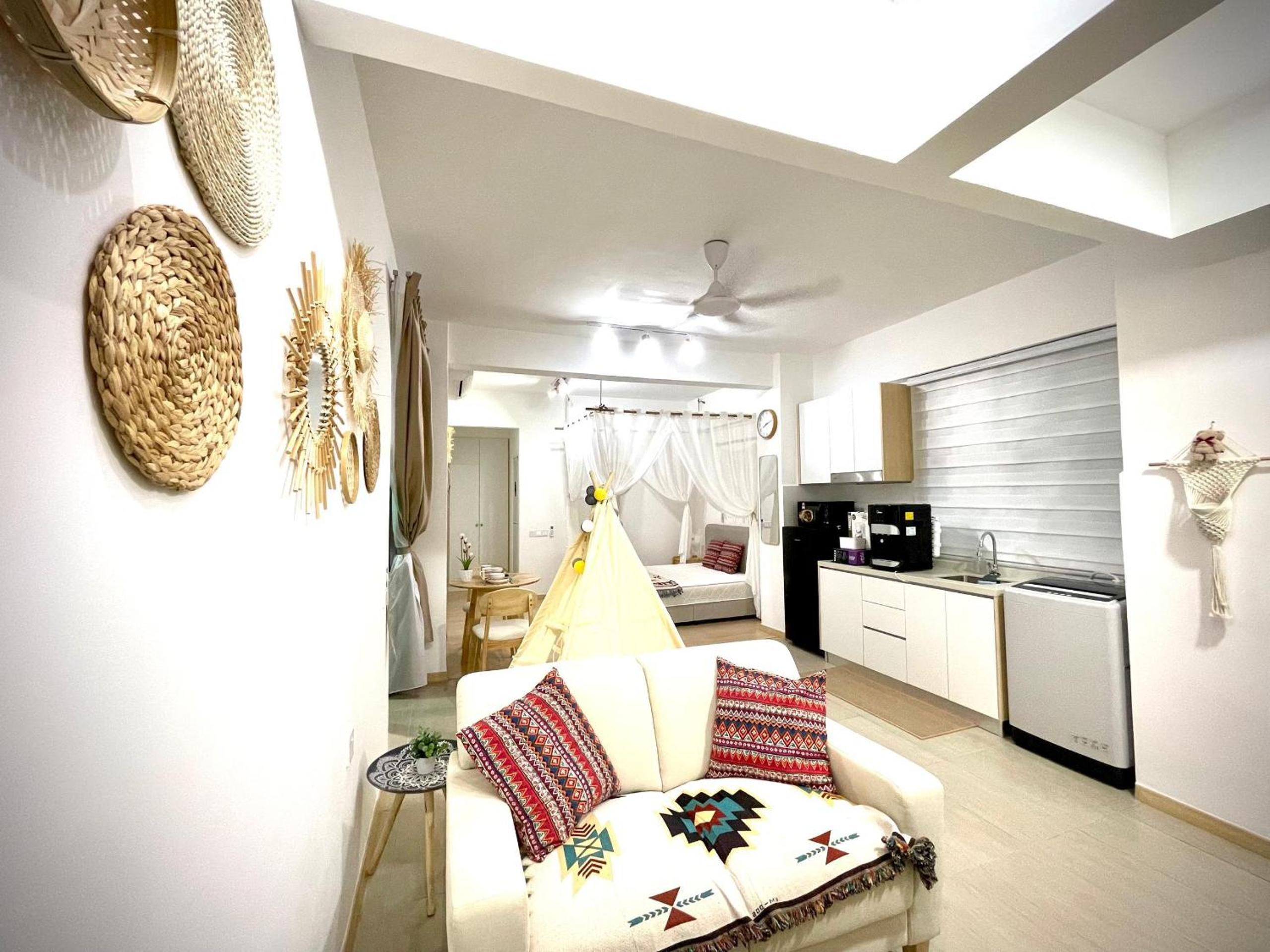 Studio Apartment with Balcony