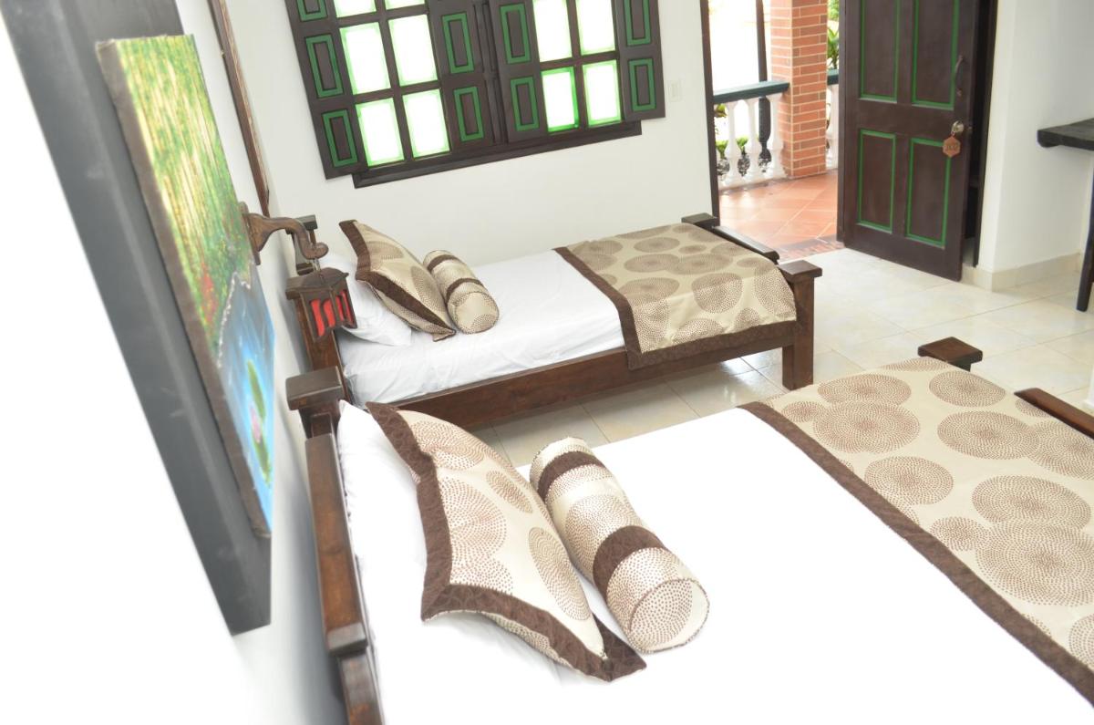 Triple Room With Bathroom photo 2