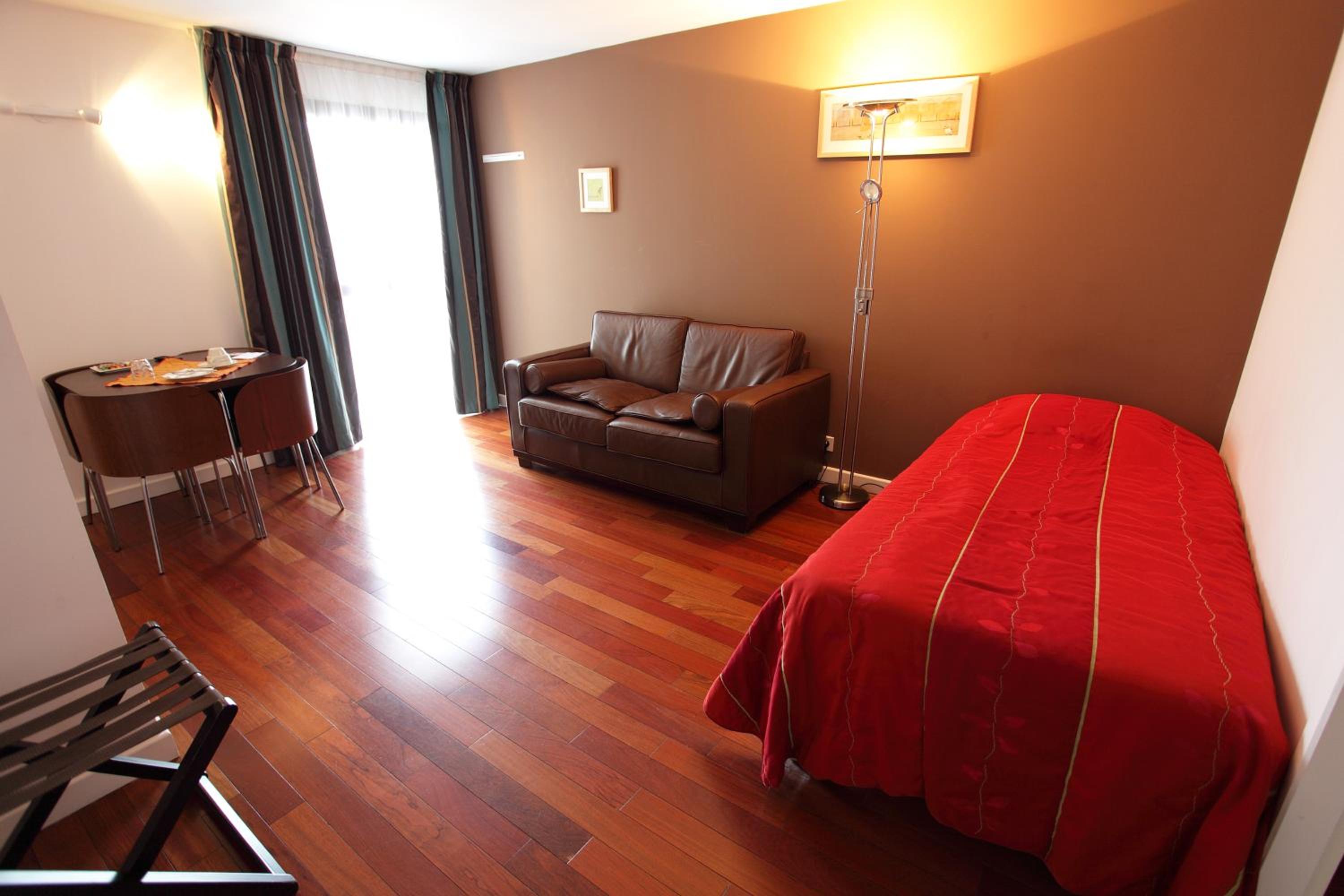 Standard Apartment