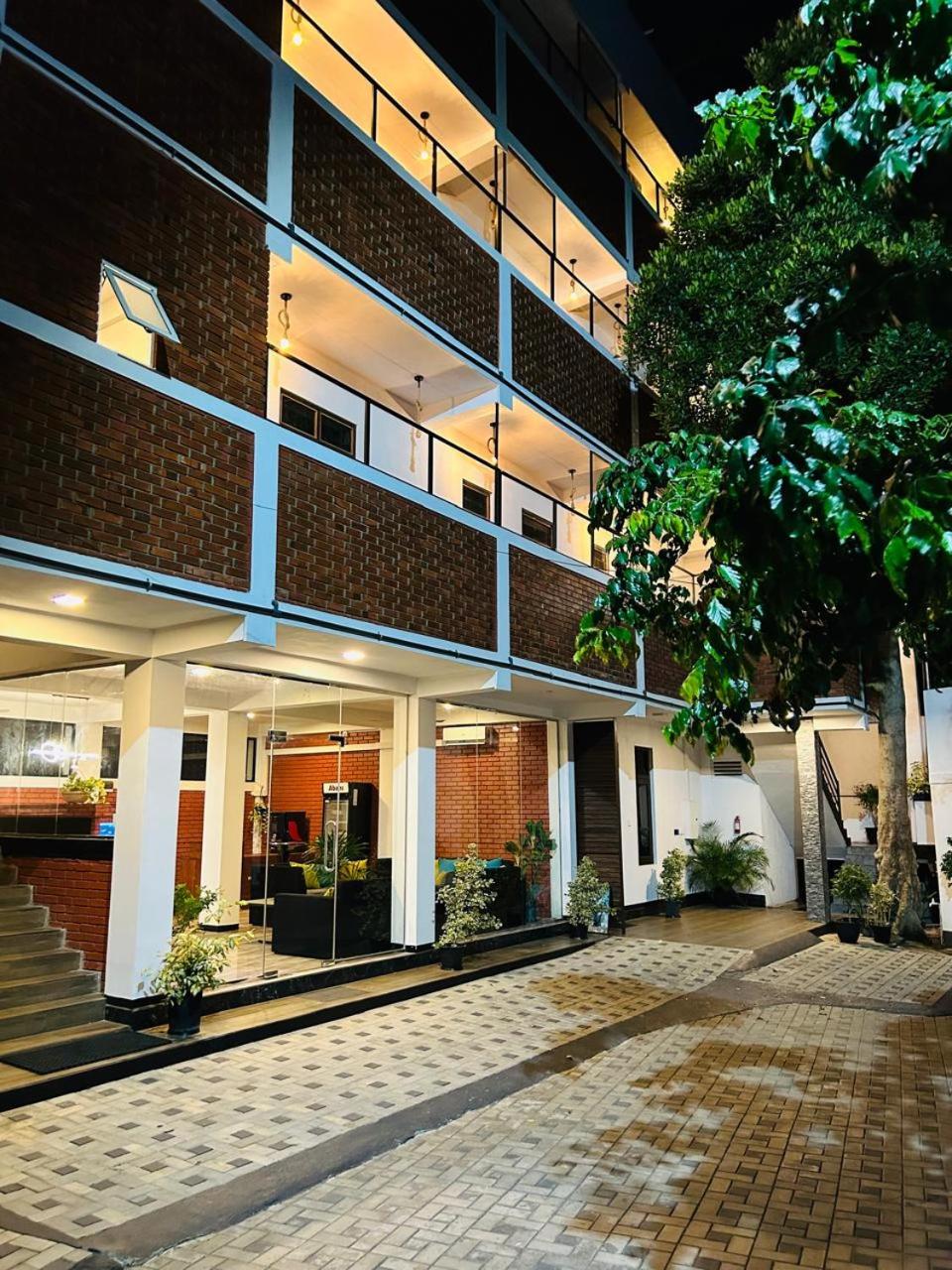Deluxe Apartment photo 2