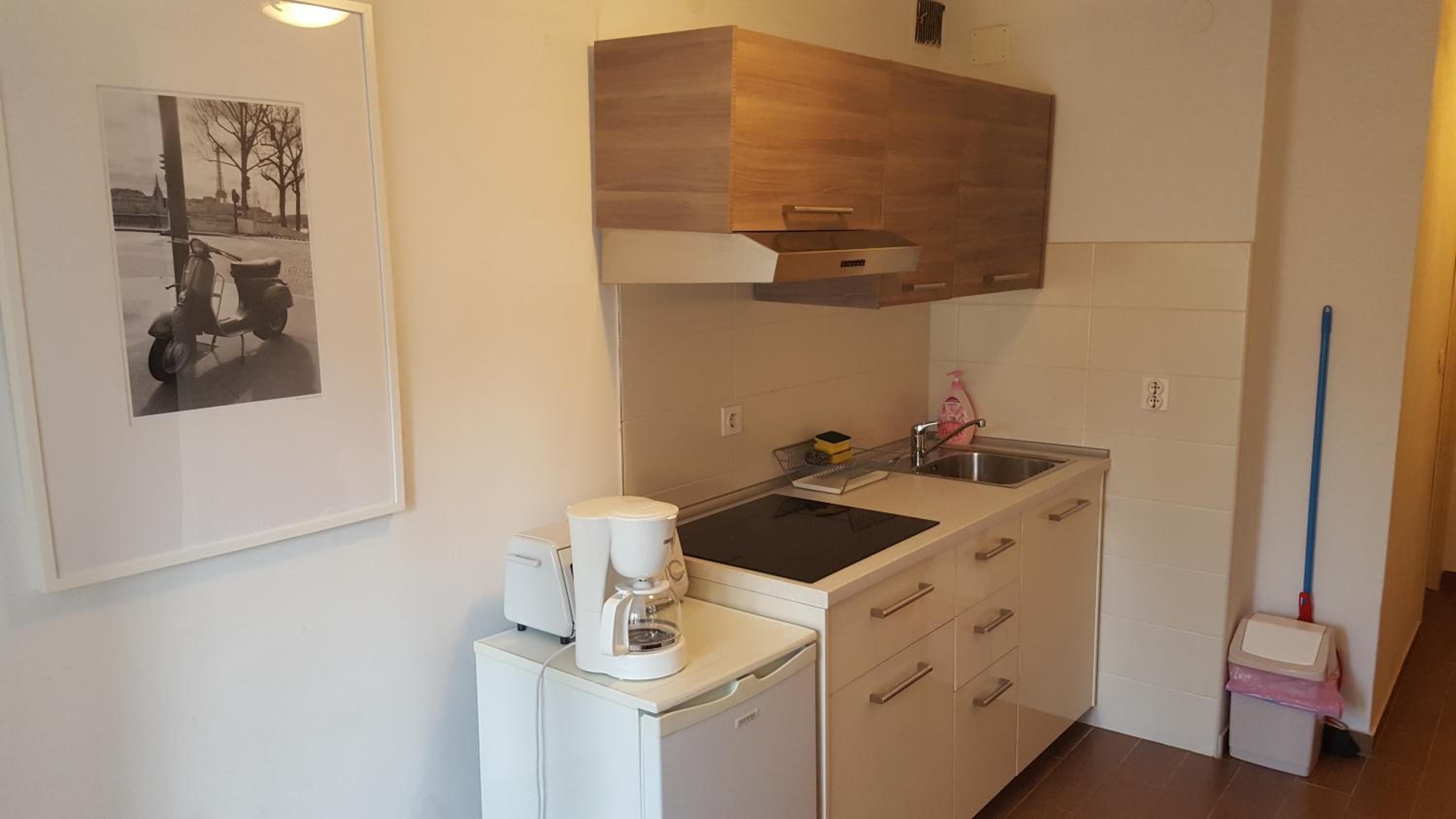 Two-Bedroom Apartment - Photo 3
