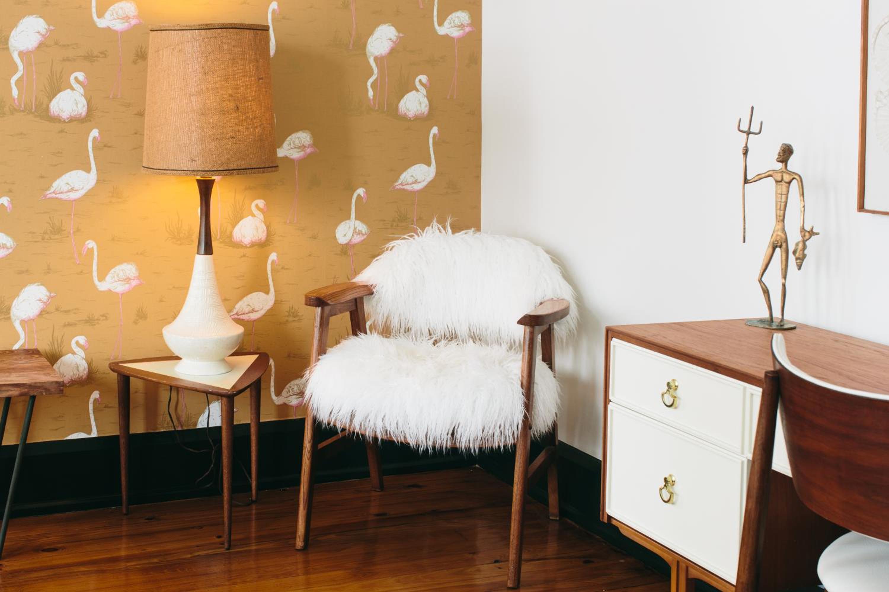 King Suite - The Flamingo - Photo 2