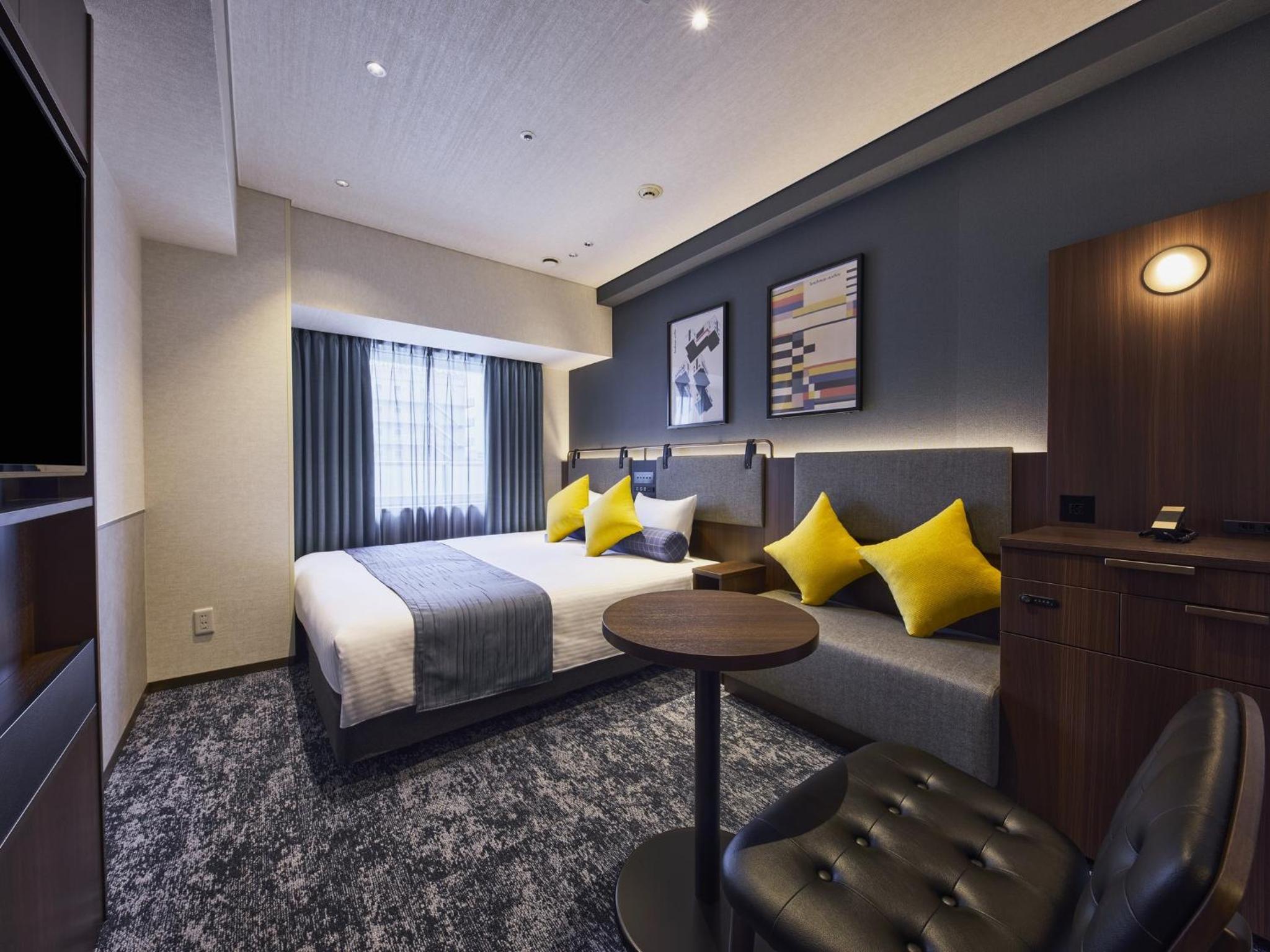 King Room (Hollywood Twin Style) - Non-Smoking