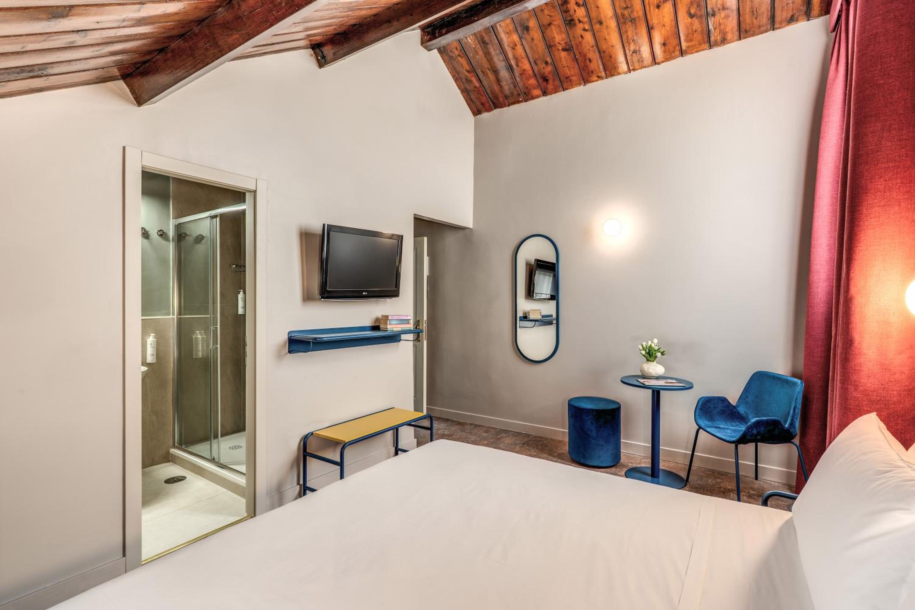 Superior Double or Twin Room photo 2
