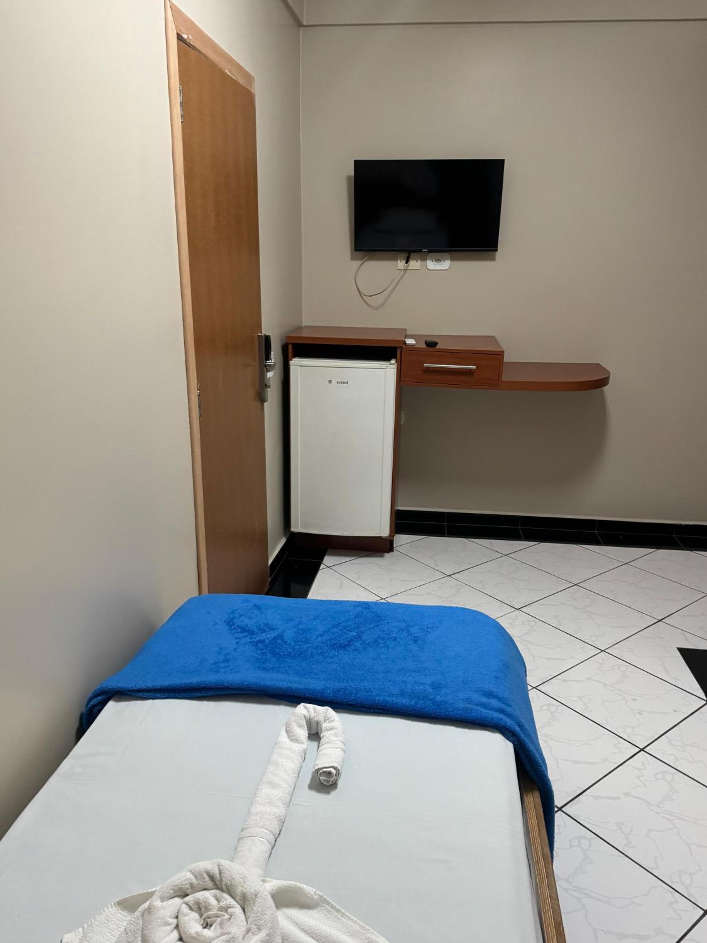 Single Room photo 2