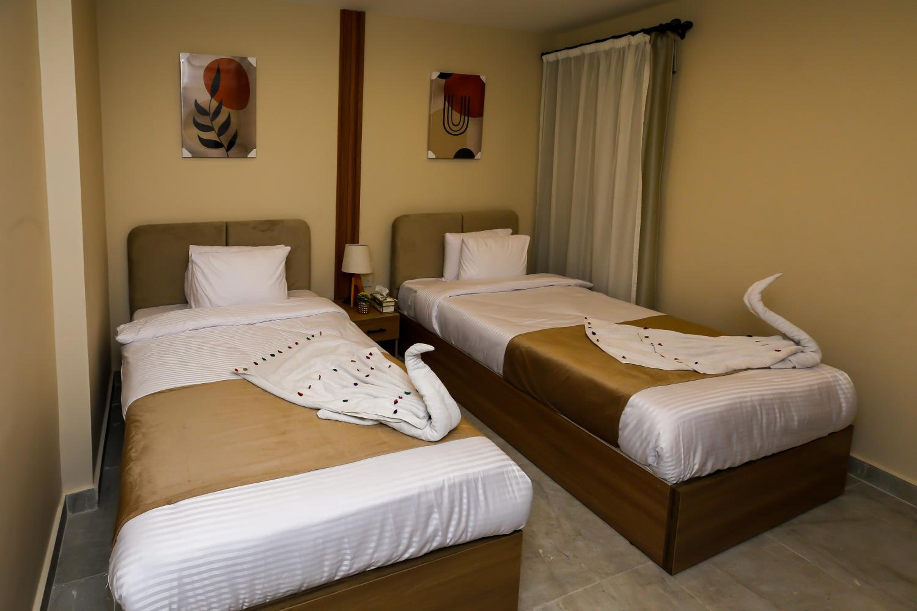 Standard Twin Room