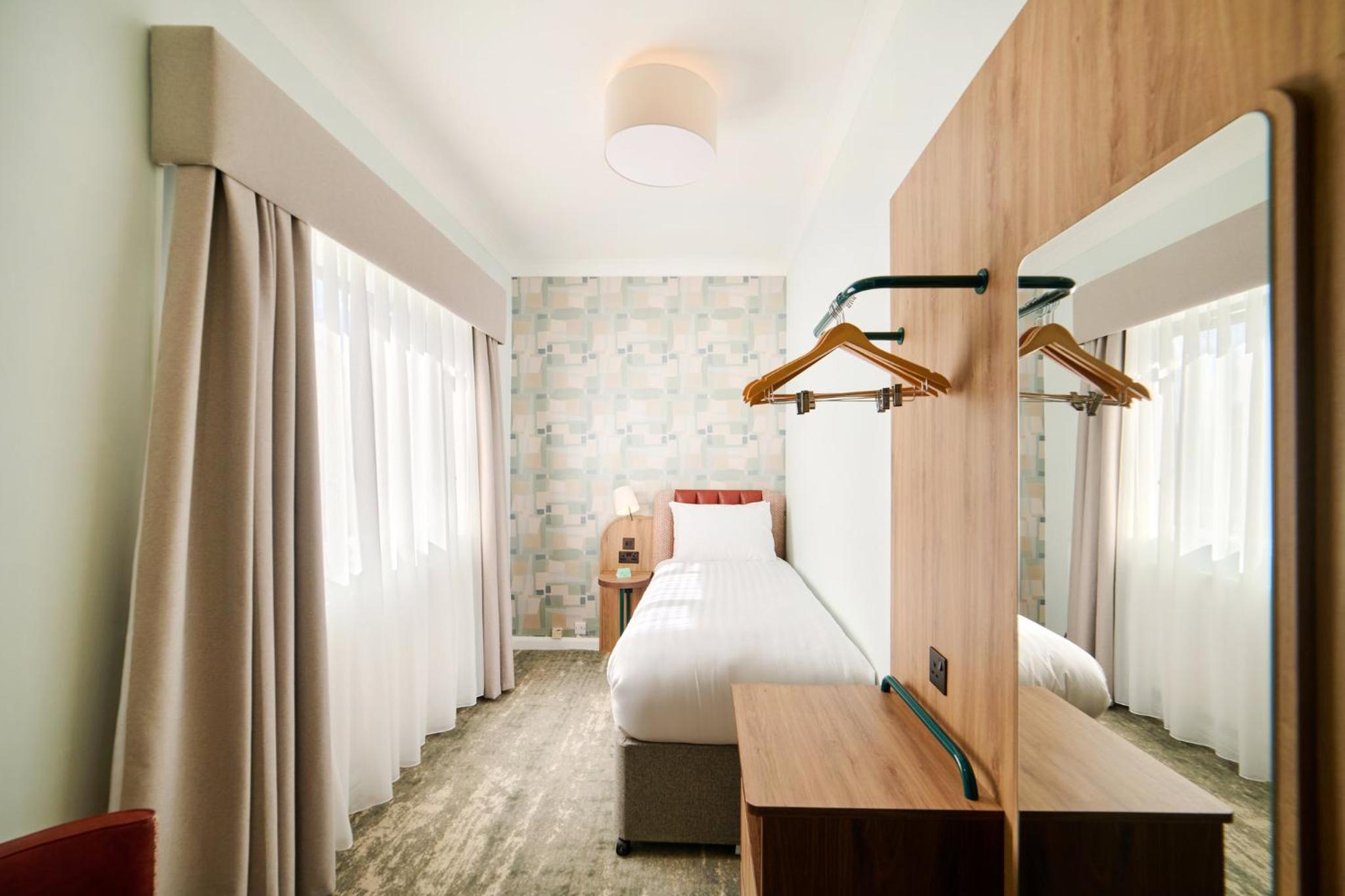 Cozy Single Room