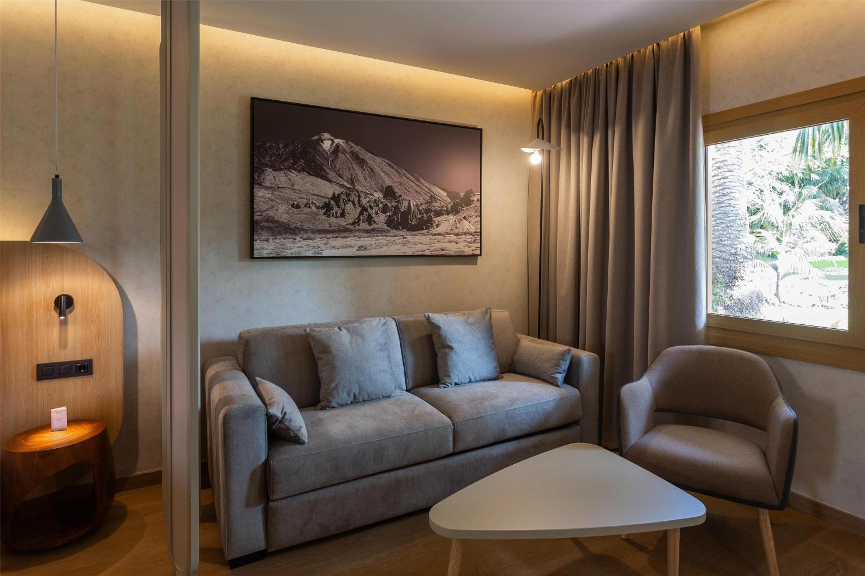 Junior Suite - Balcony - Photo 10