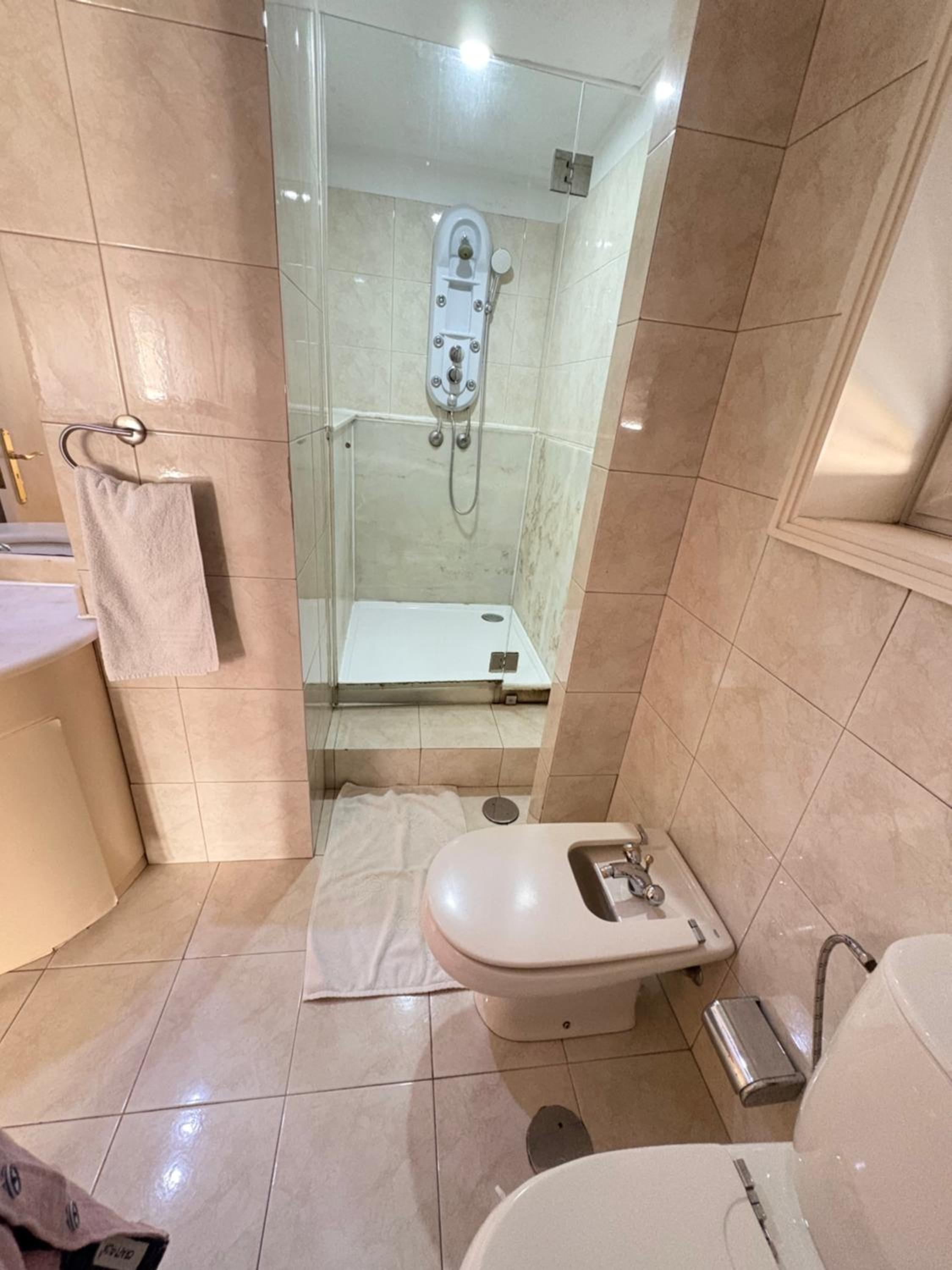 Deluxe Room (2 Adults + 1 Child) photo 3