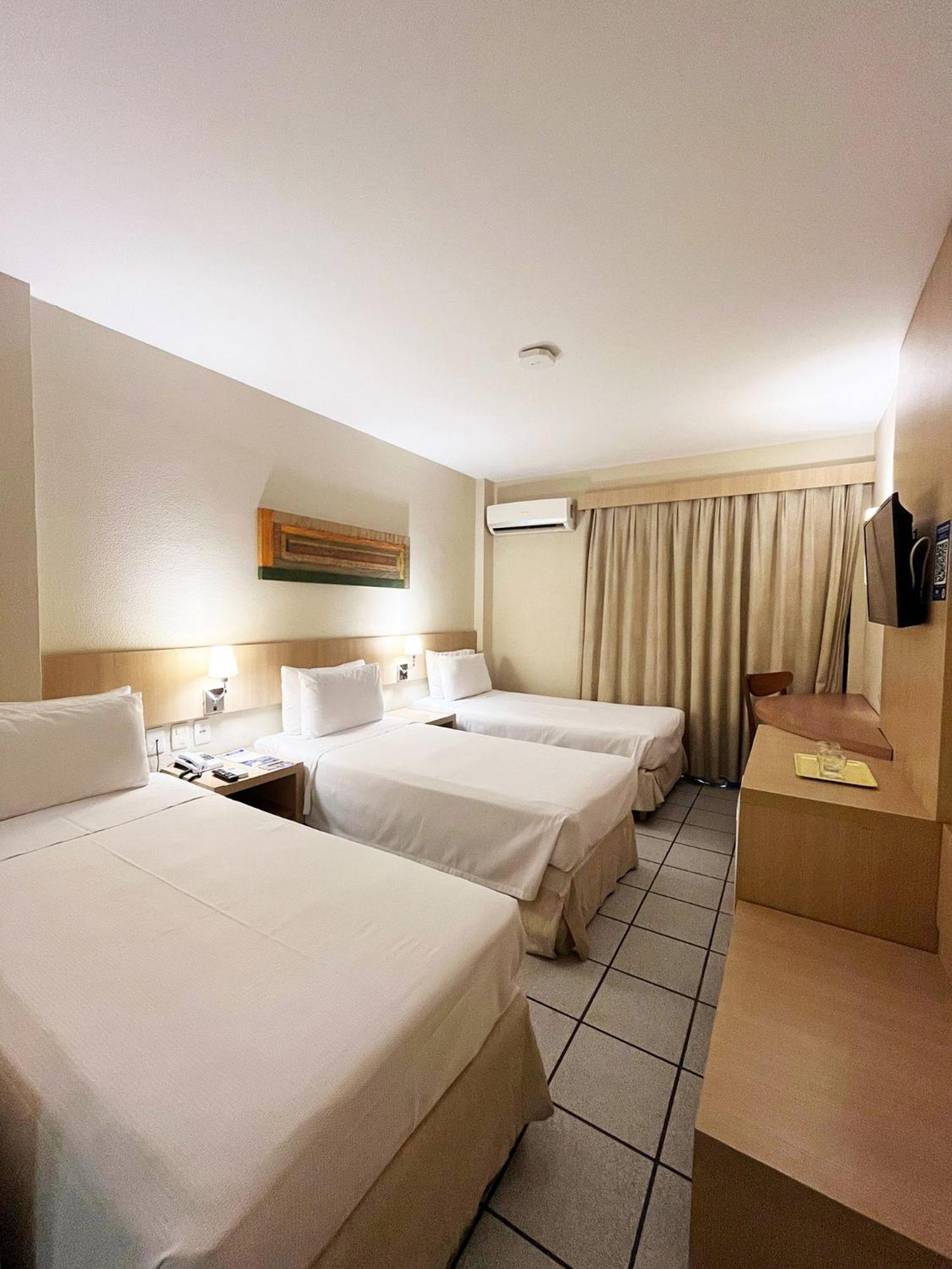 Luxury Triple Room with parcial sea view
