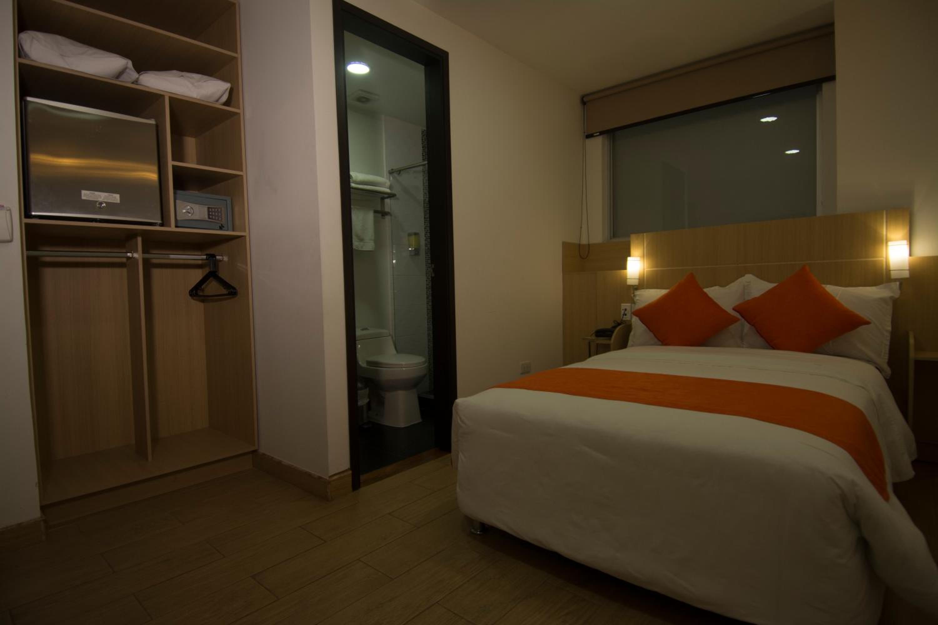 Single Room photo 3