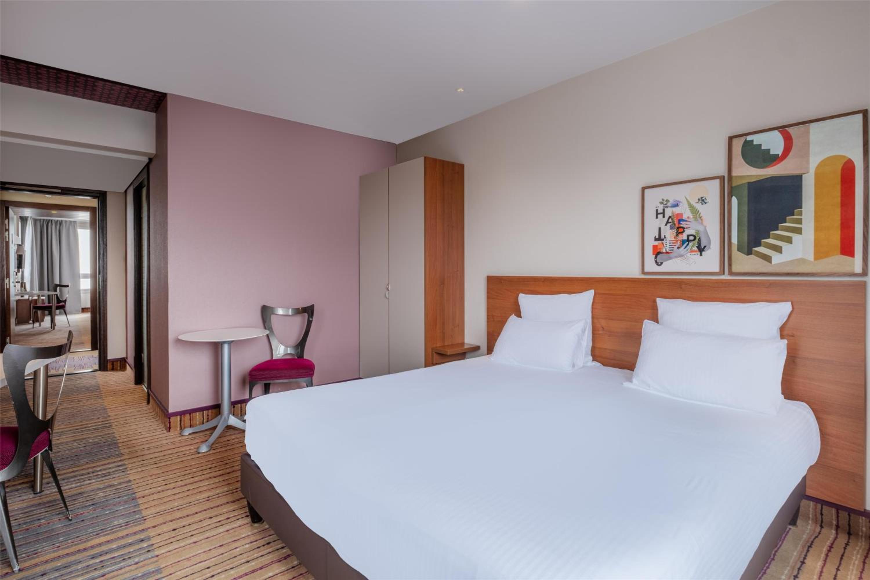Family Connecting Rooms