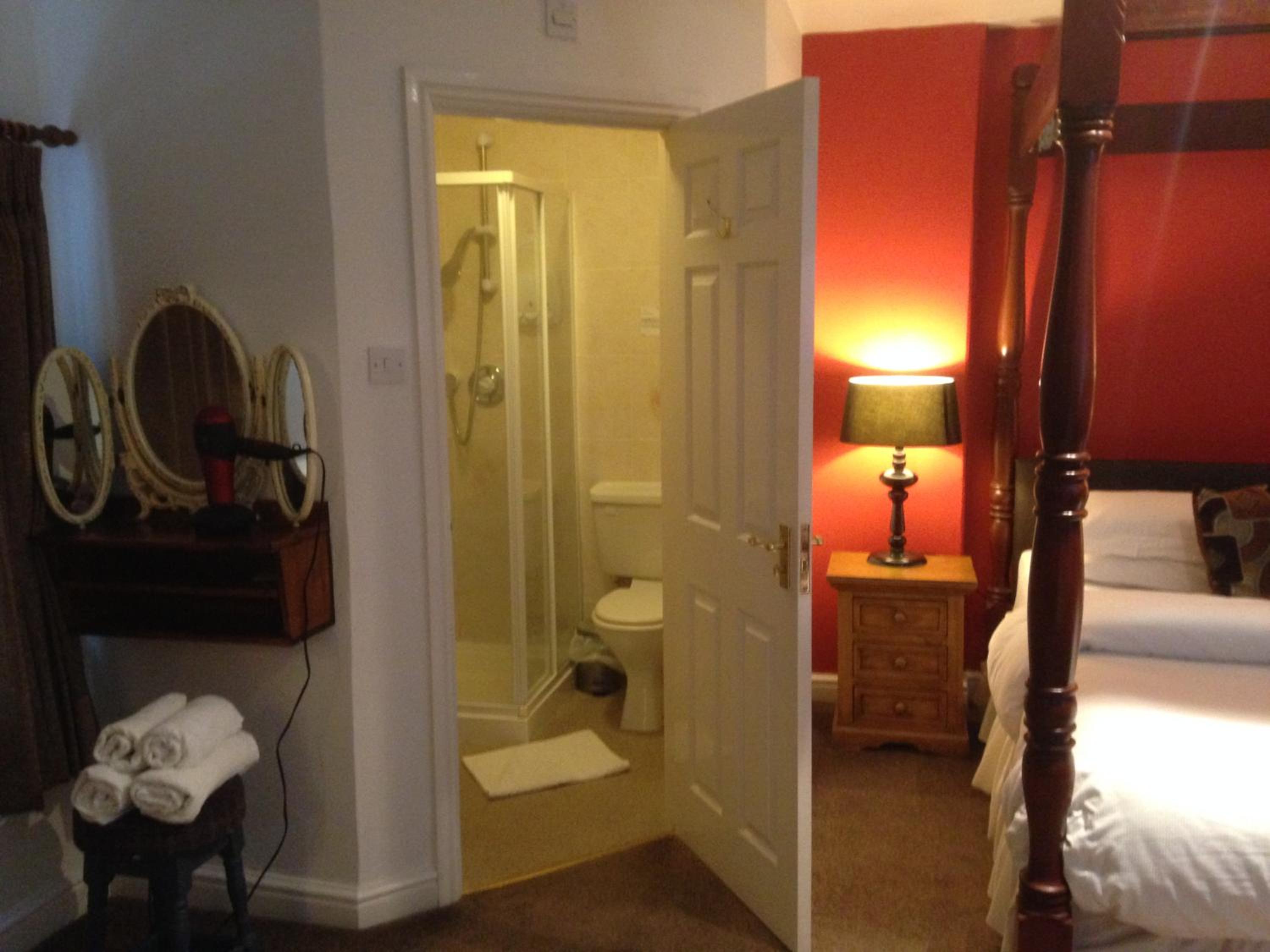 Four Poster Suite Family or Twin - Photo 4