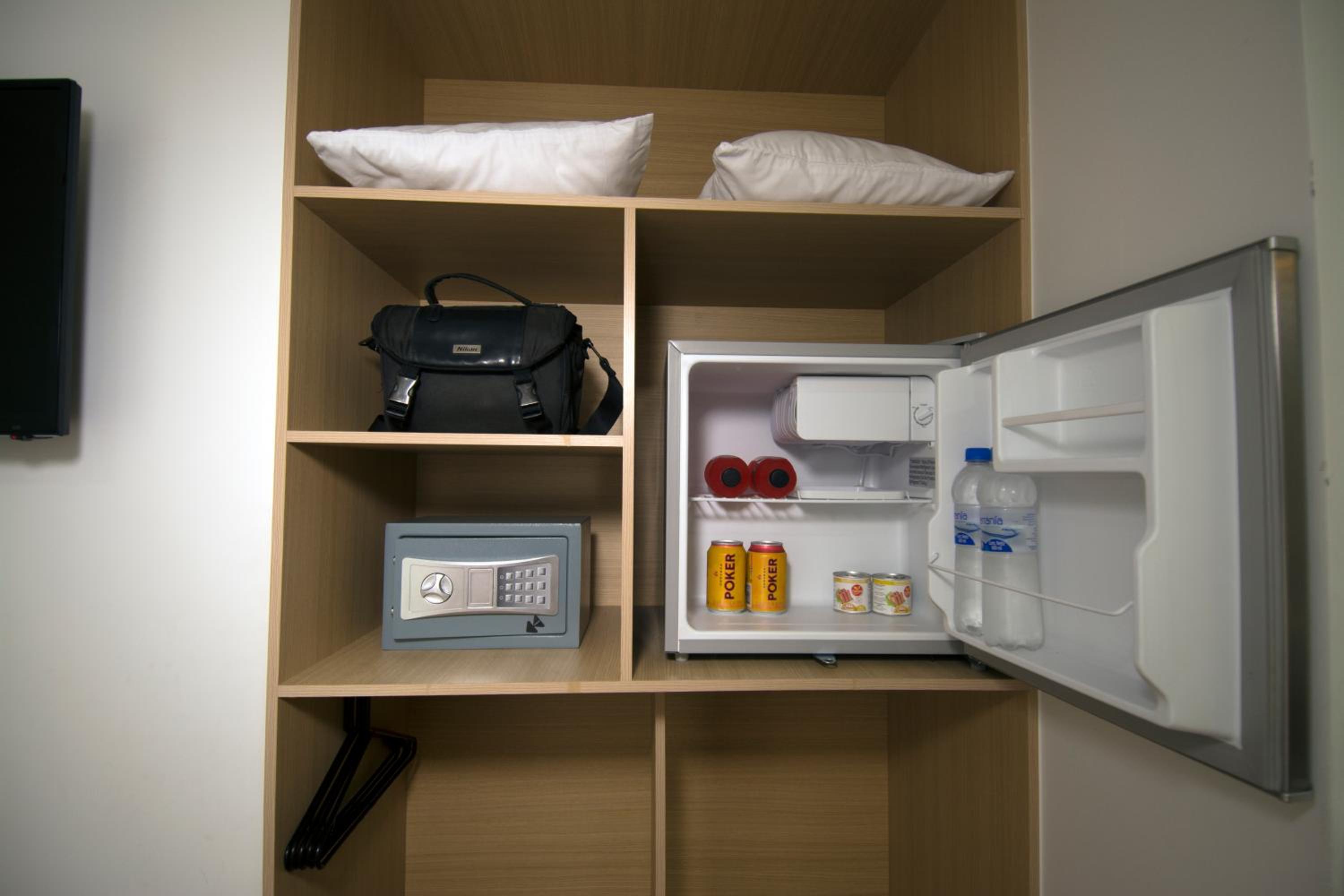 Triple Room with Private Bathroom photo 2