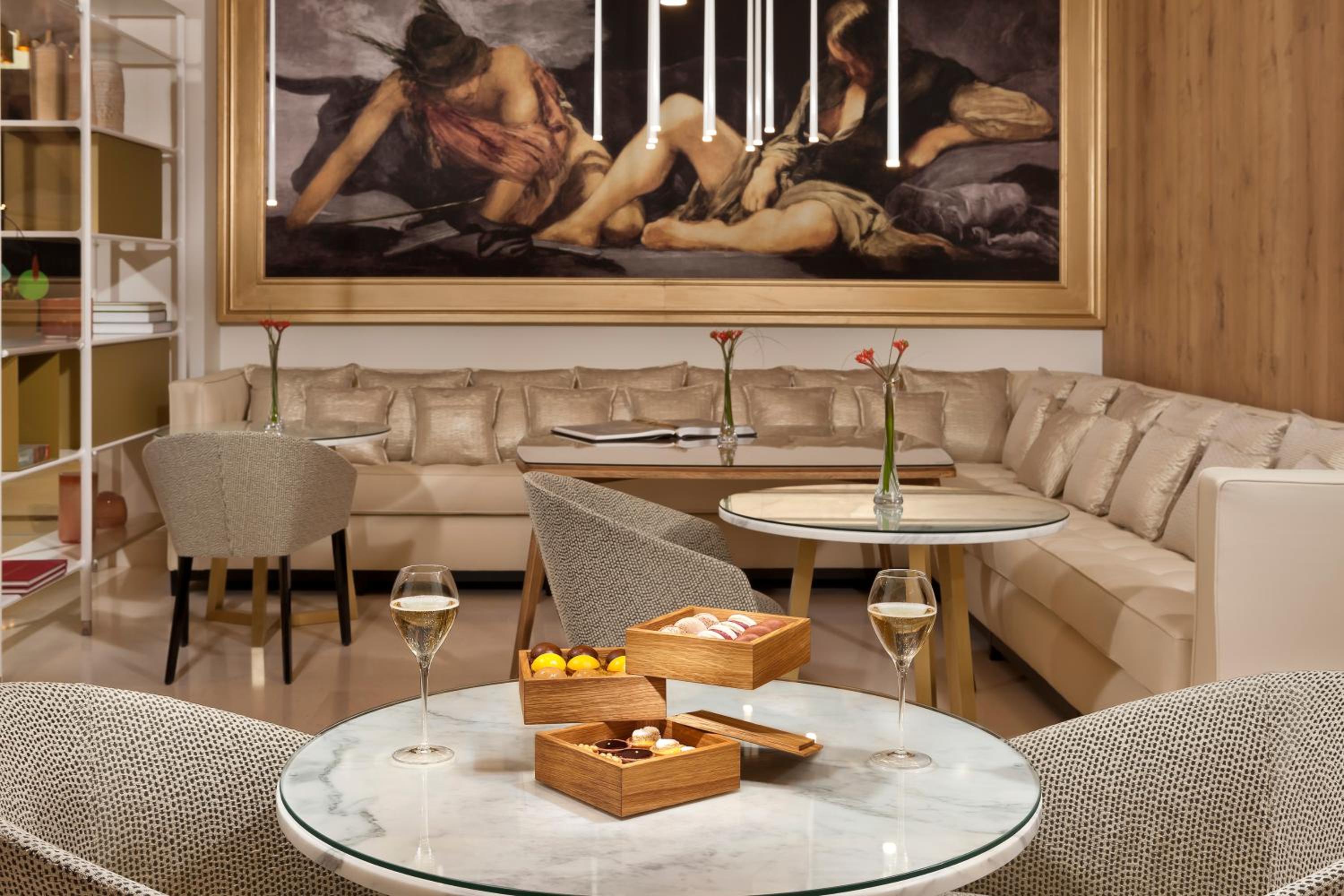 Junior Suite with Terrace Red Level