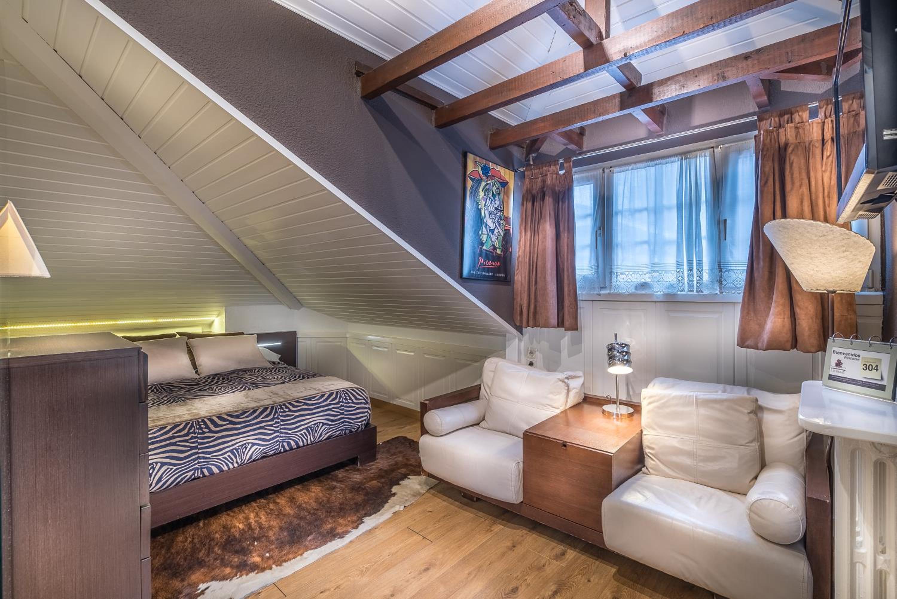 Habitación Doble Buhardilla