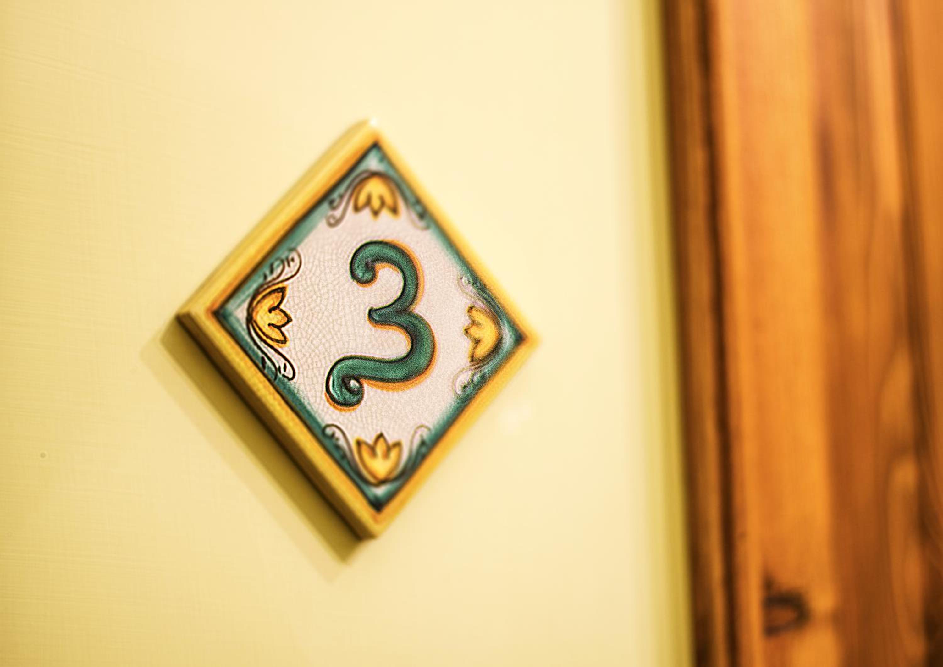 Double or Twin Room with Balcony - Photo 6