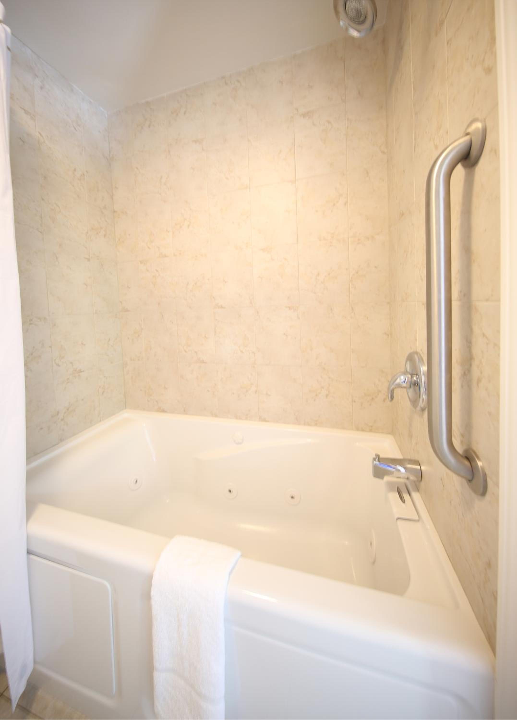 Superior King Suite photo 2