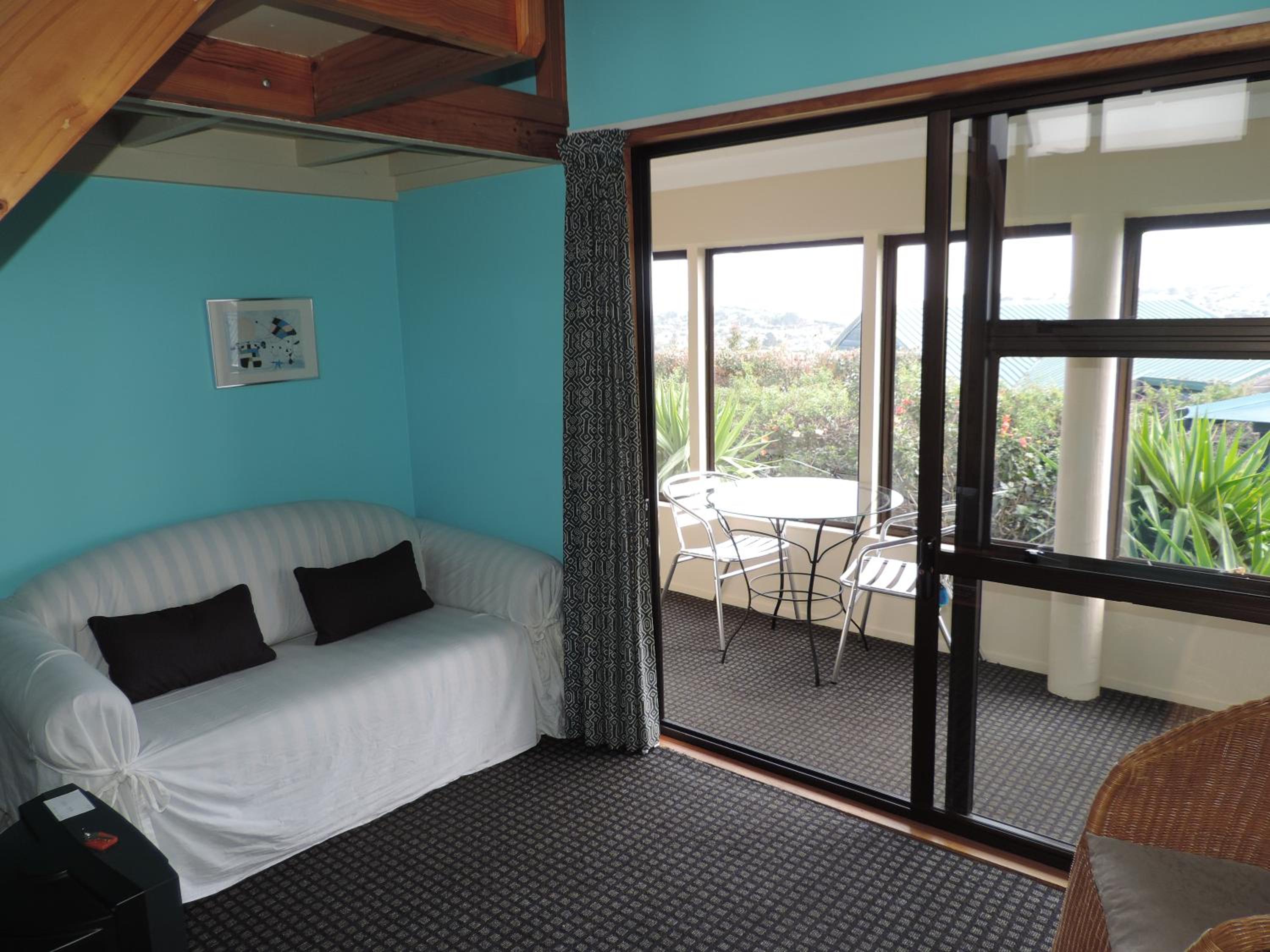 Budget Double Room 2 - Shared Bathroom  photo 1