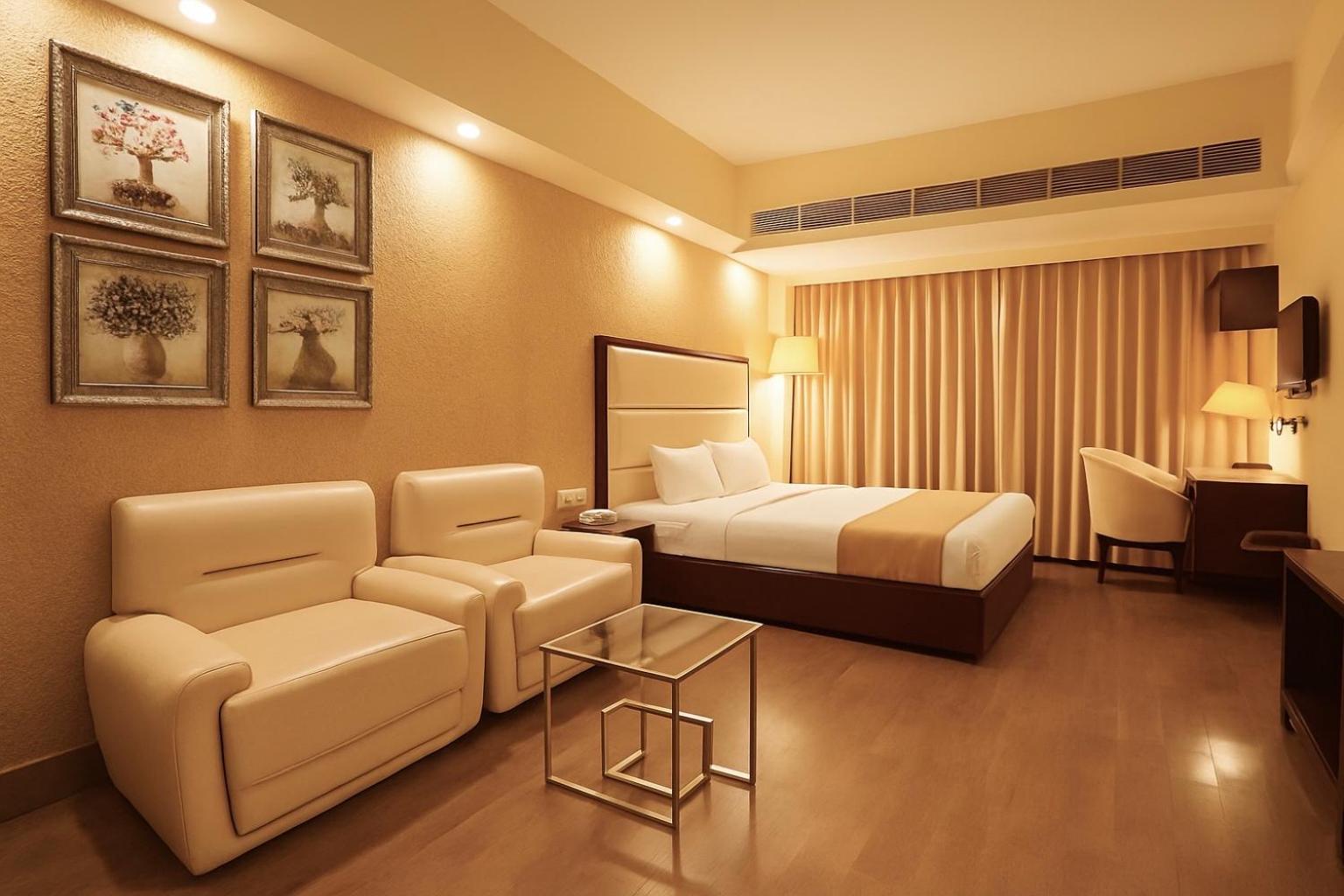 DAY USE ROOM ( 9 AM to 7 PM ) - Mandatory Check Out at 7 pm - No Night Stay allowed - Multiple Days Stay not allowed - Photo 2