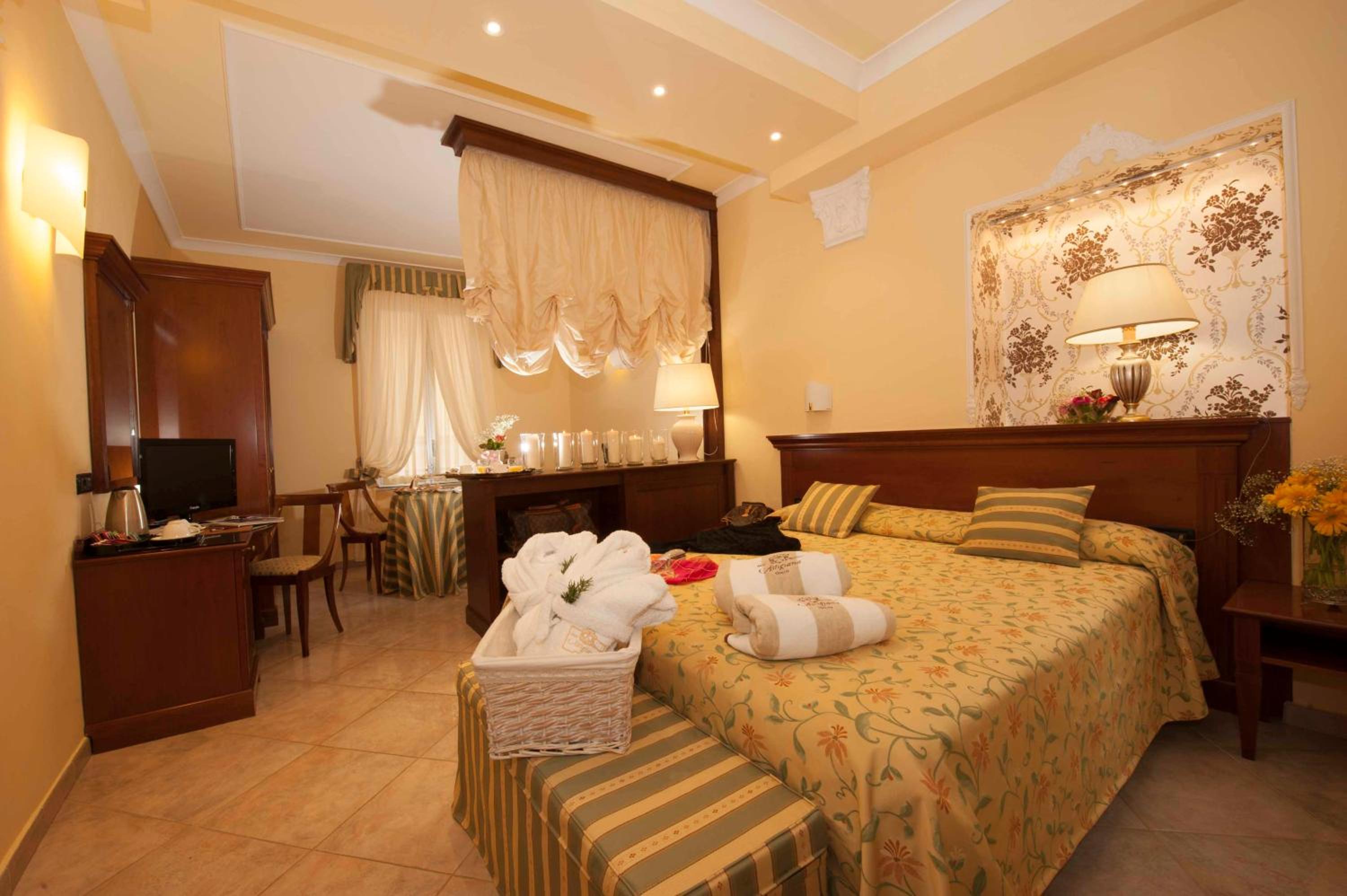 Suite (4 Adults)