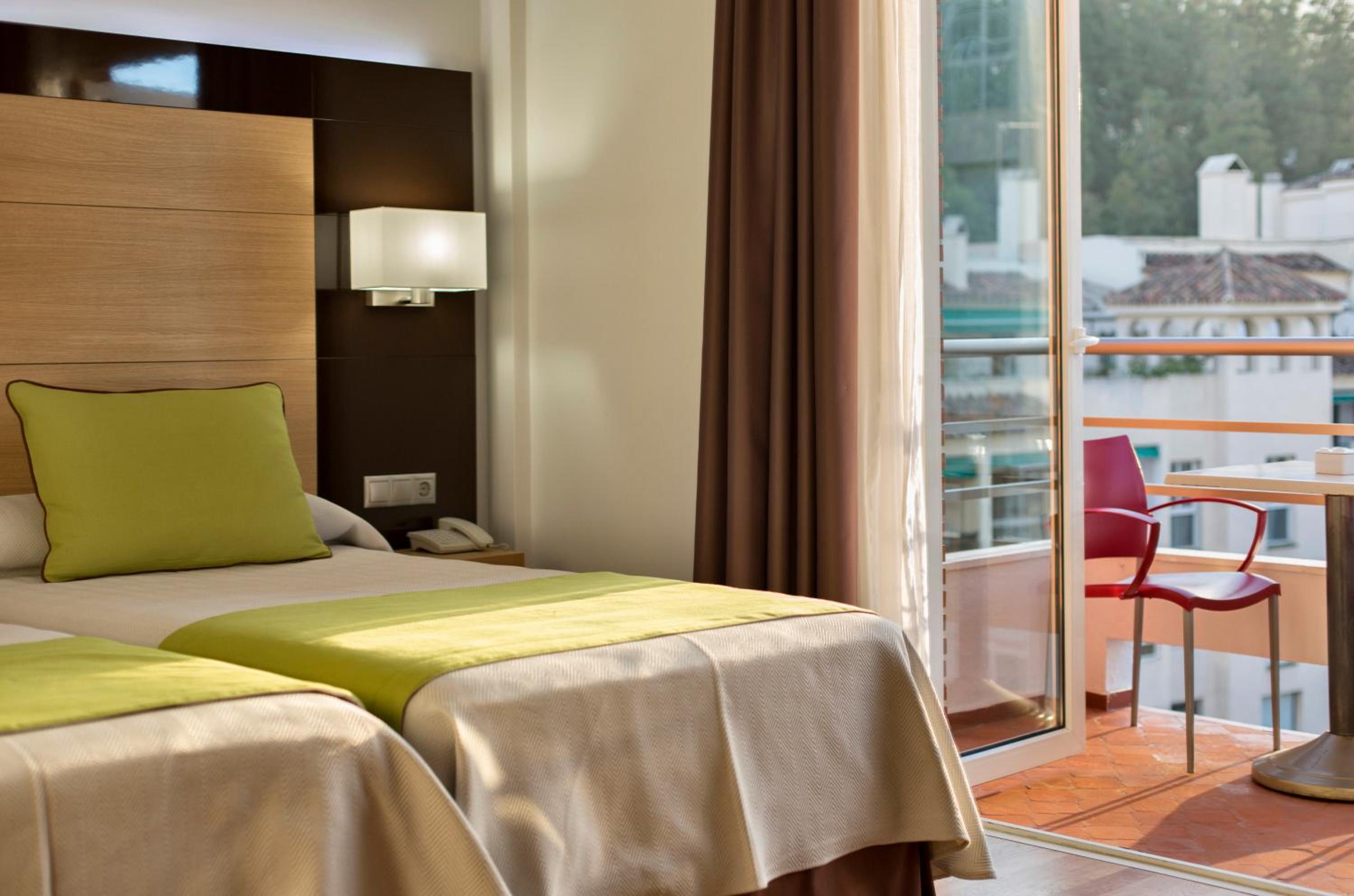 Superior Twin Room - Non-Smoking - Photo 3