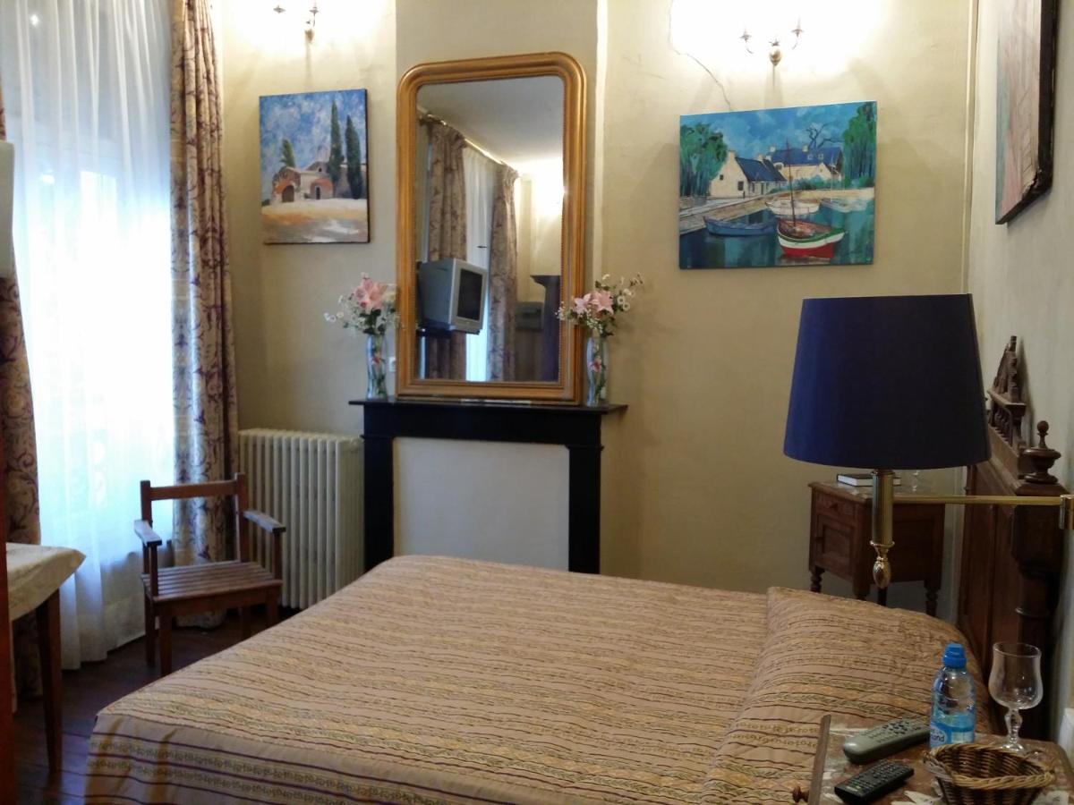 Double Room with Bath photo 1