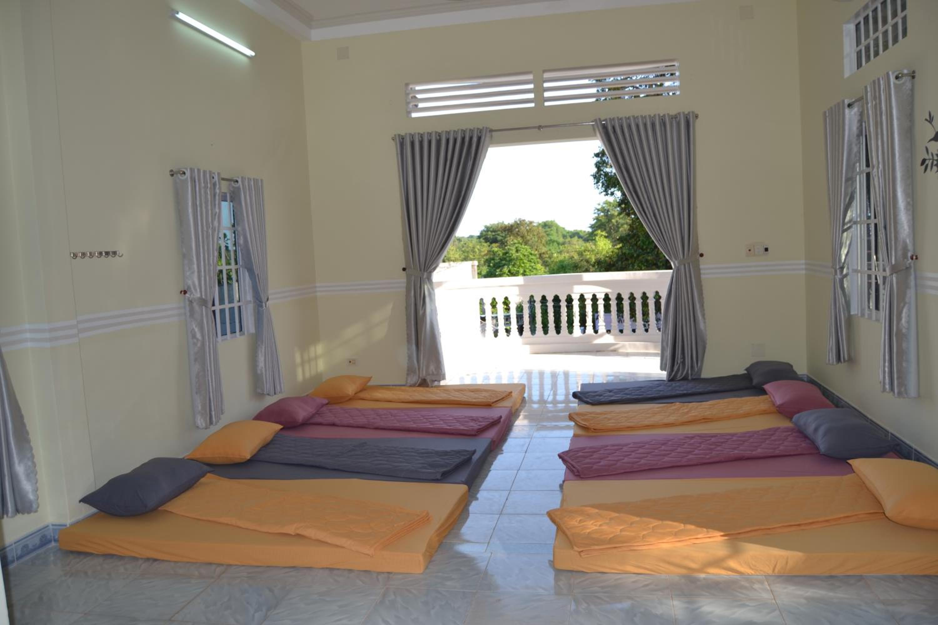 Bed In 6-Bed Mixed Dormitory Room photo 3
